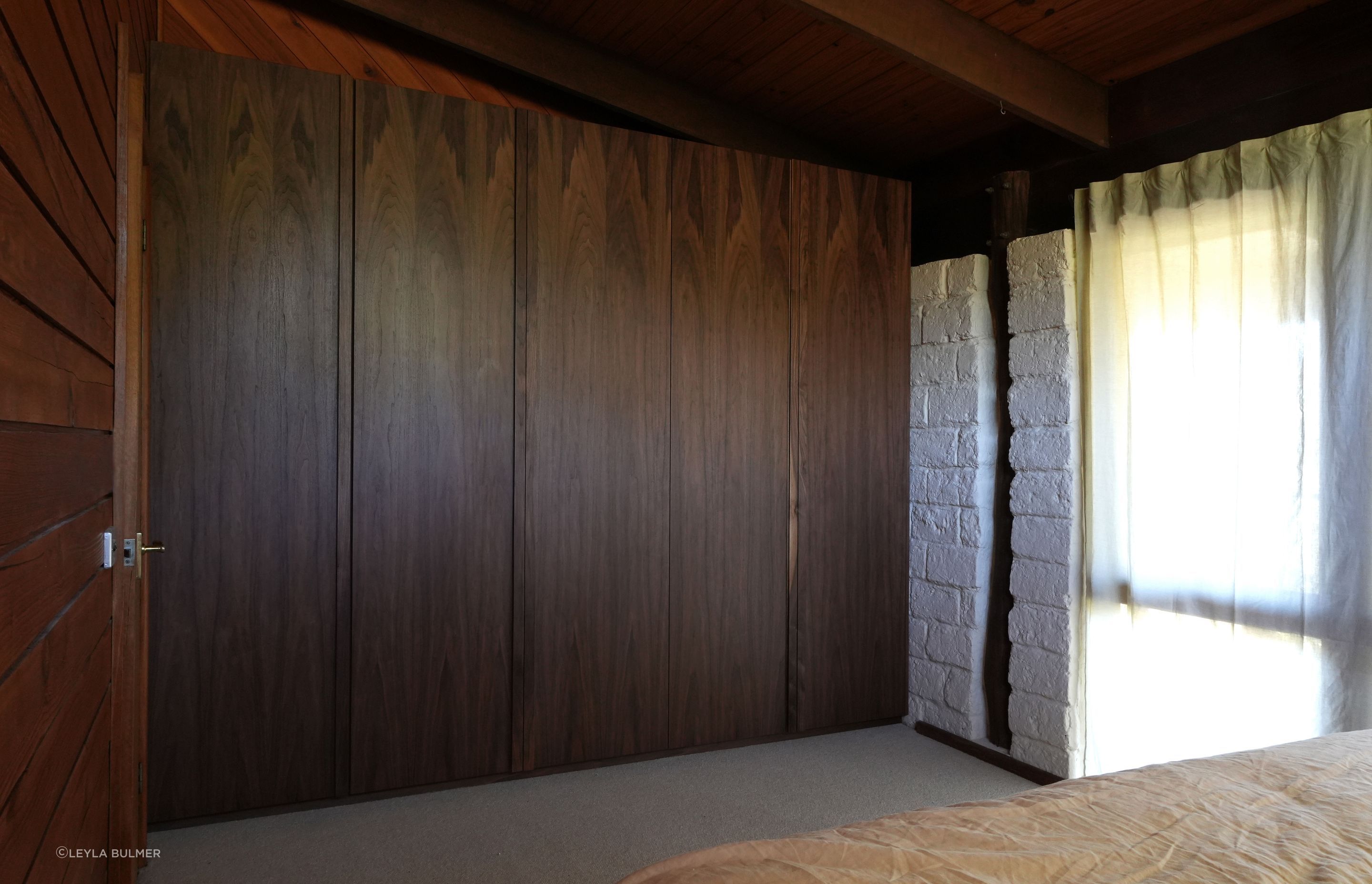 WarrandyteWardrobe1-v5.jpg