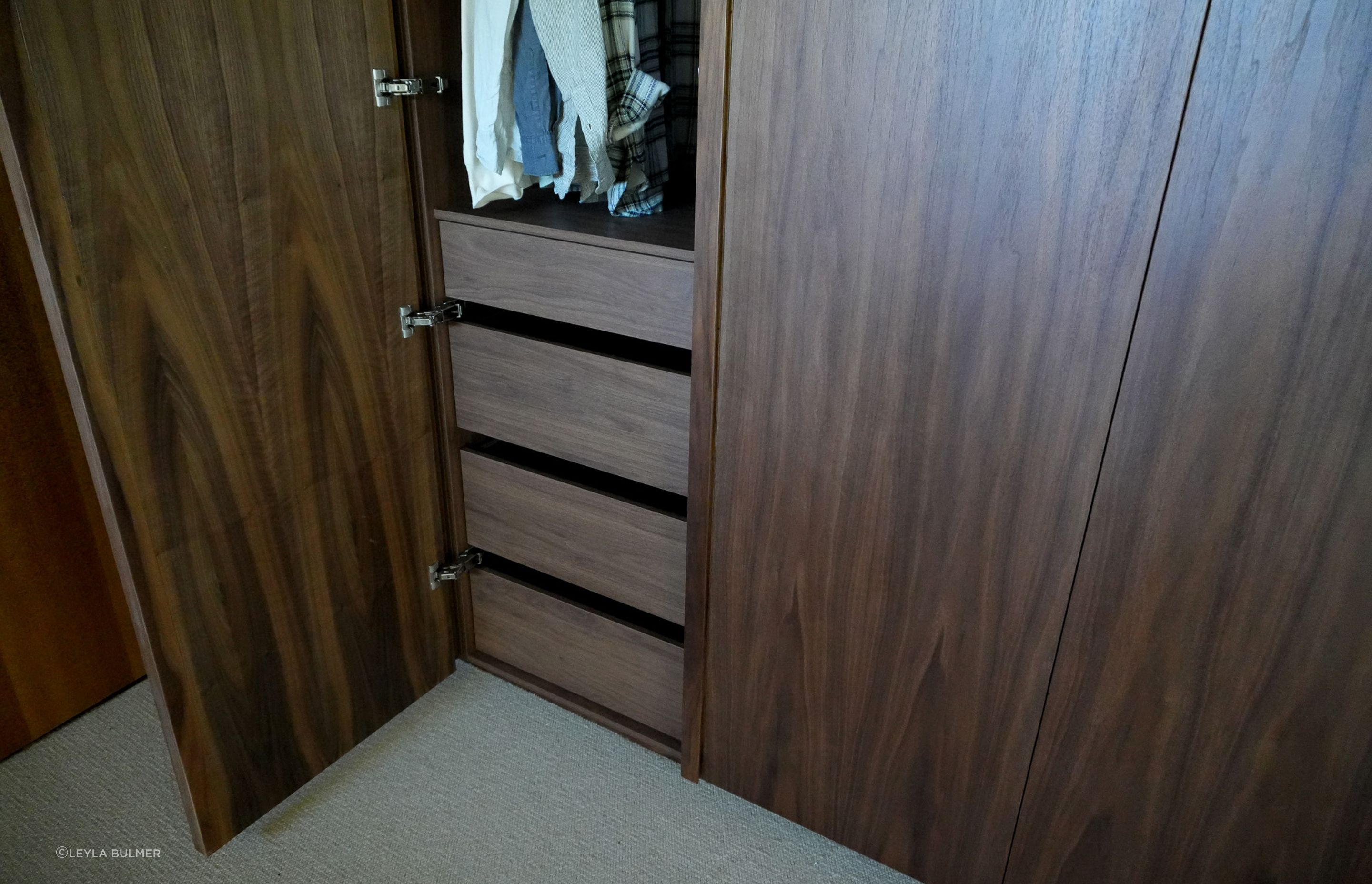 WarrandyteWardrobe4.jpg