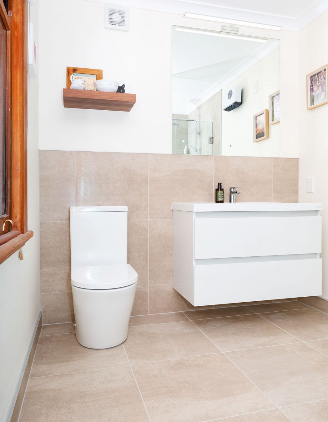 Photographer - Hayley Rhiannon Photography & Video