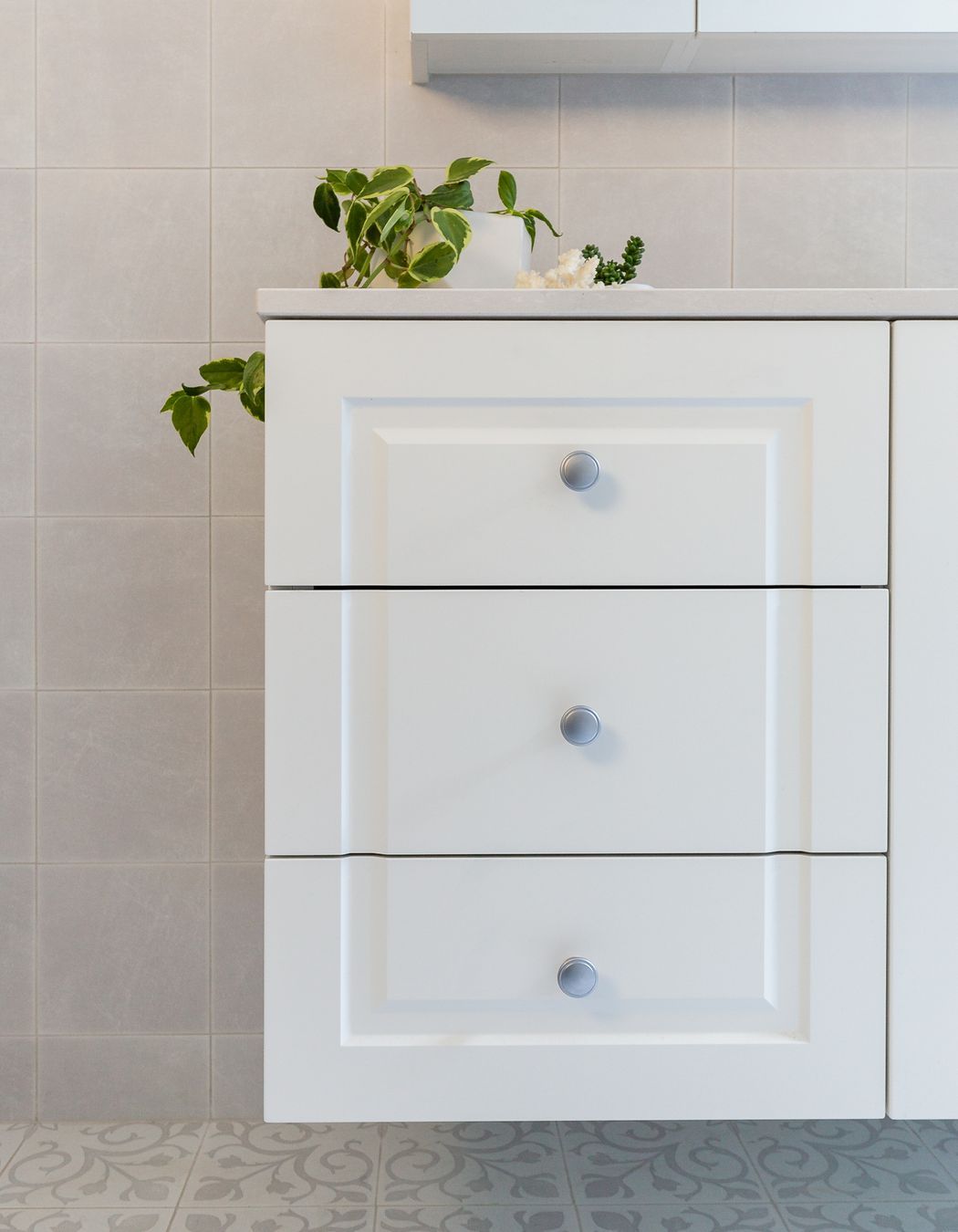 BATHROOM MAKEOVER