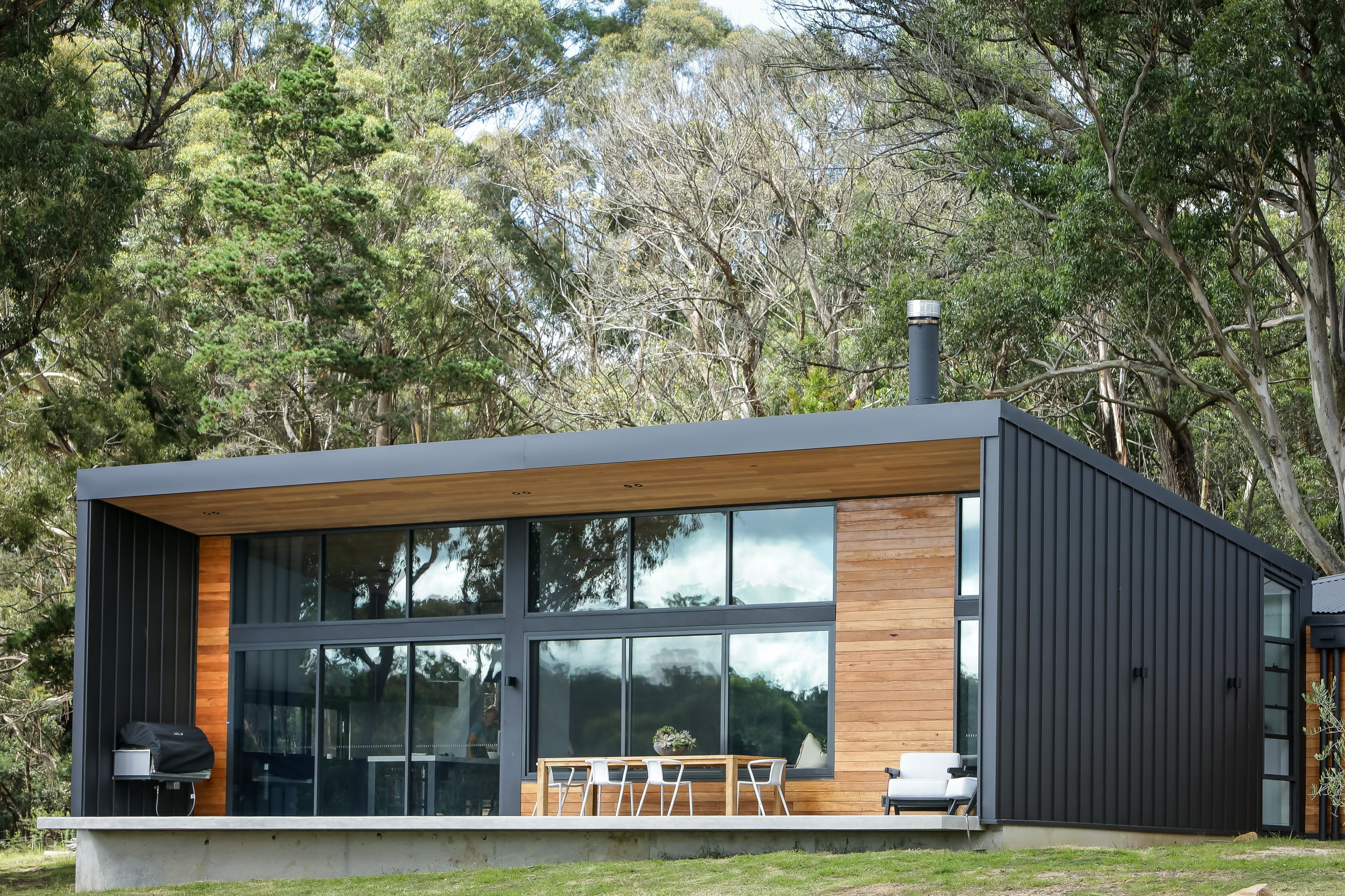 Woodlands-Exterior-07.jpg