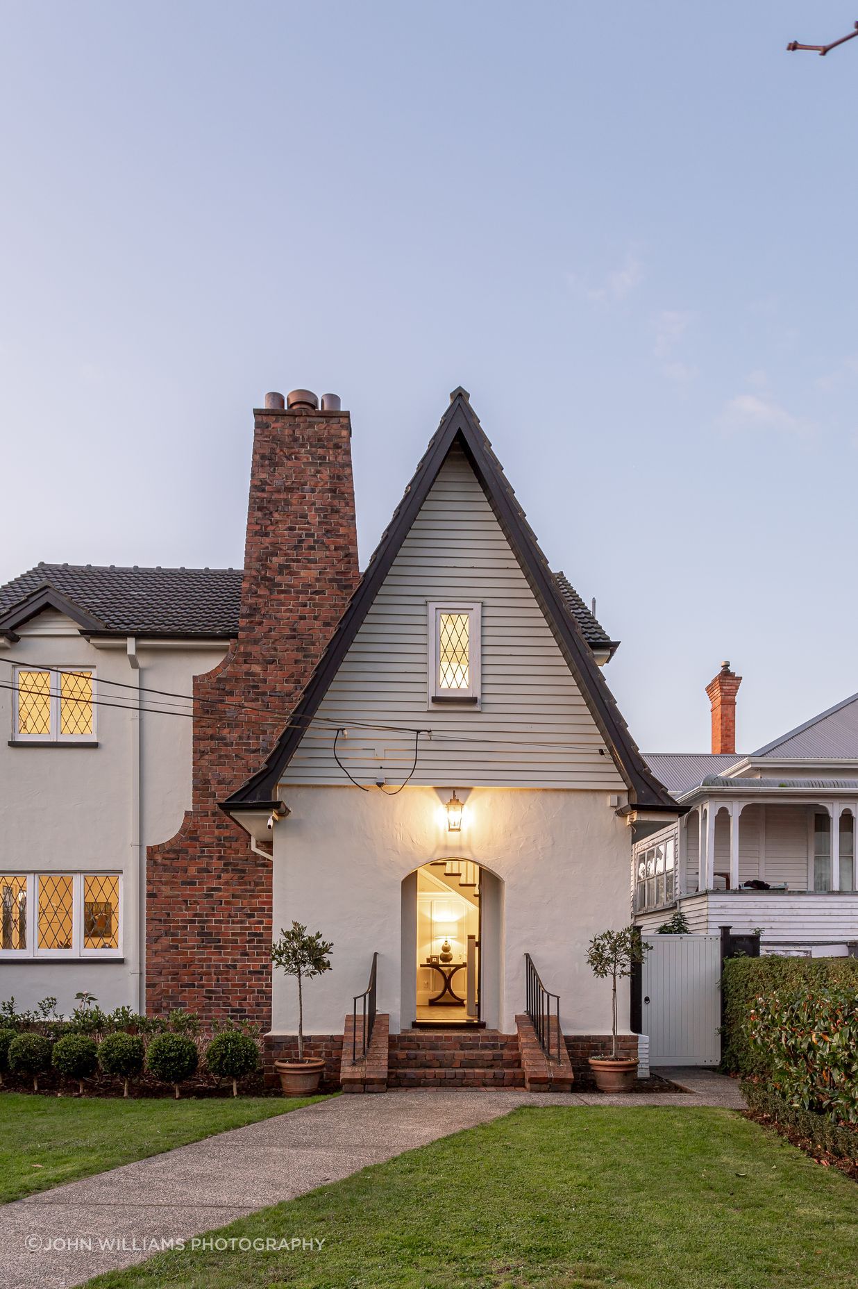 Woodside-dusk-shot-front-lights-on-v2.jpg