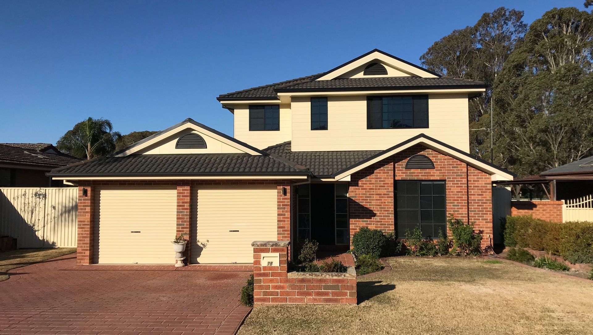 Trobriand Crescent banner