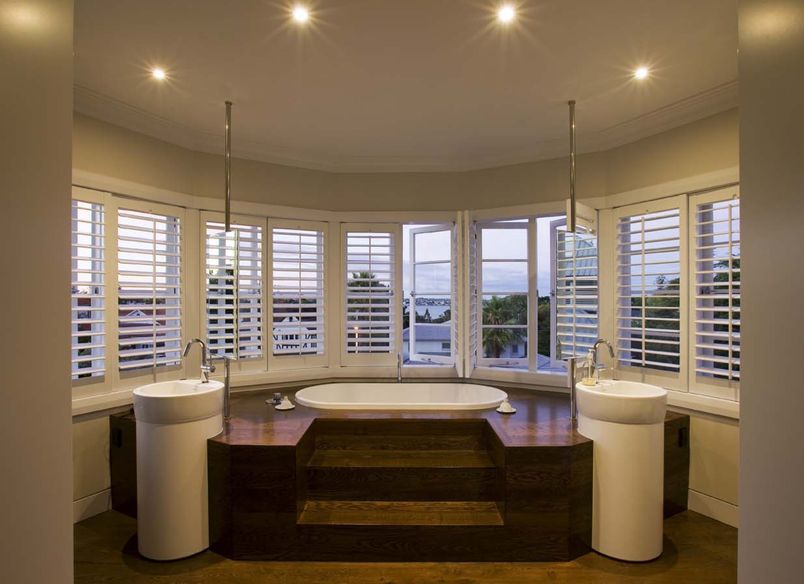Deco House