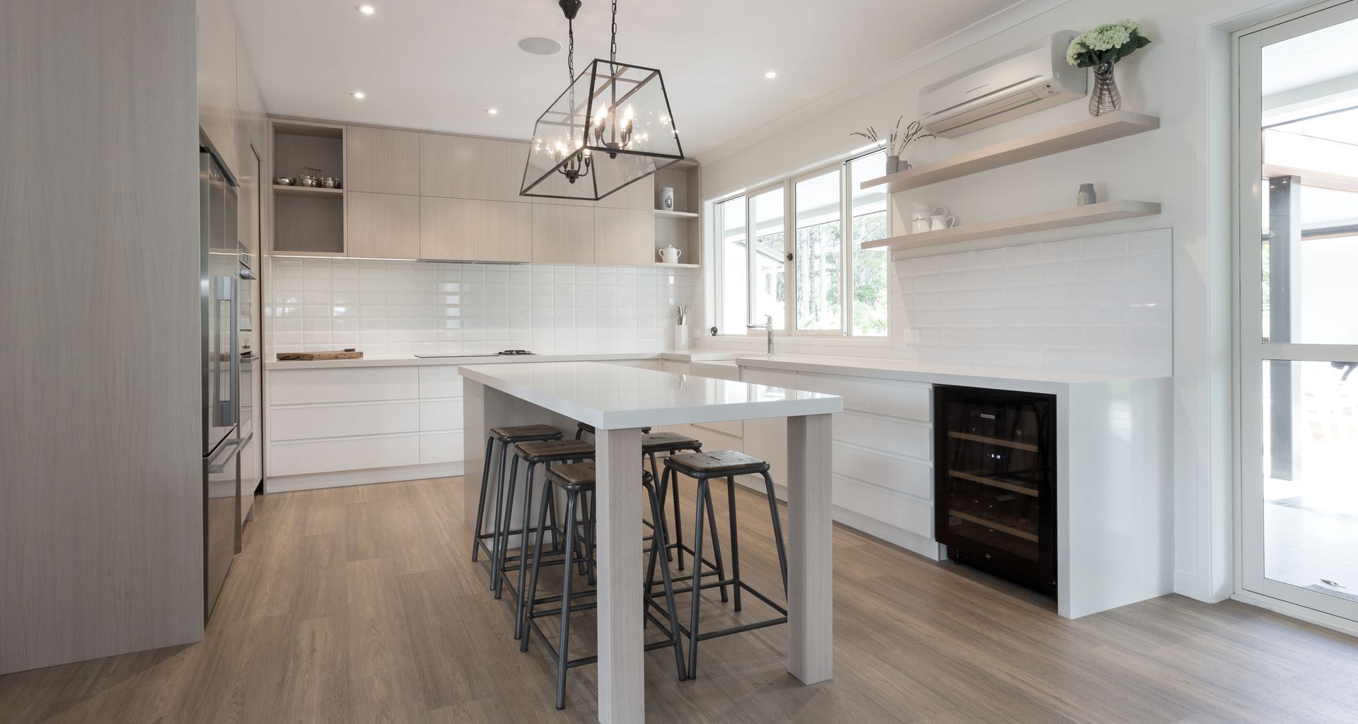 Modern Farmhouse Renovation banner