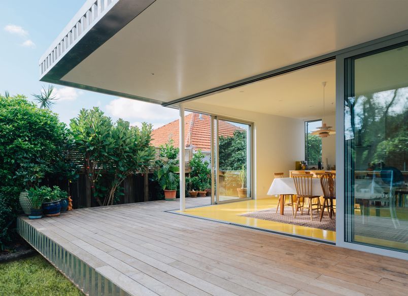 Yolk House