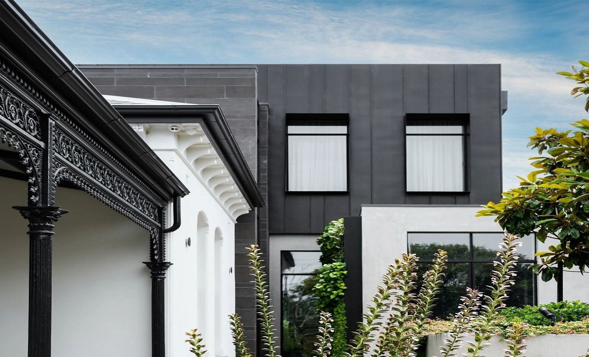 View House / 1880’s Victorian Era Dwelling