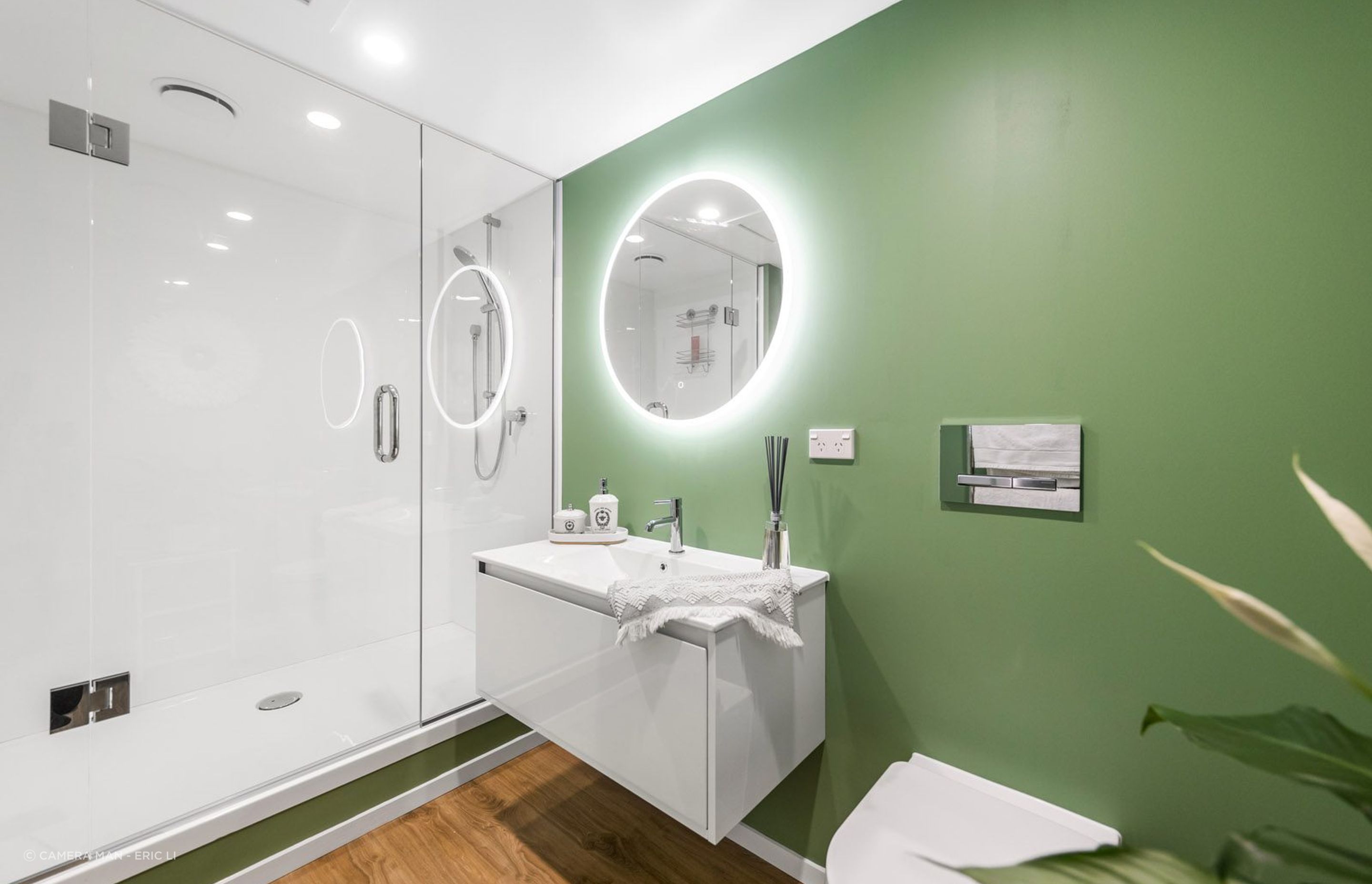 bathroom-v13.jpg