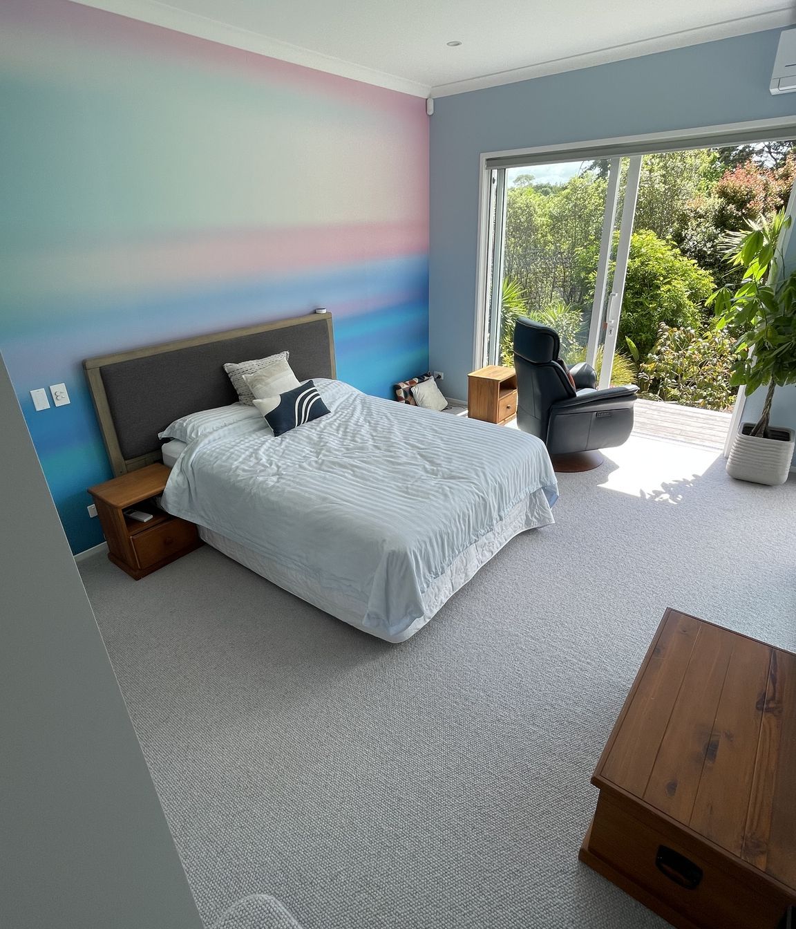 bedrooom-now.jpeg