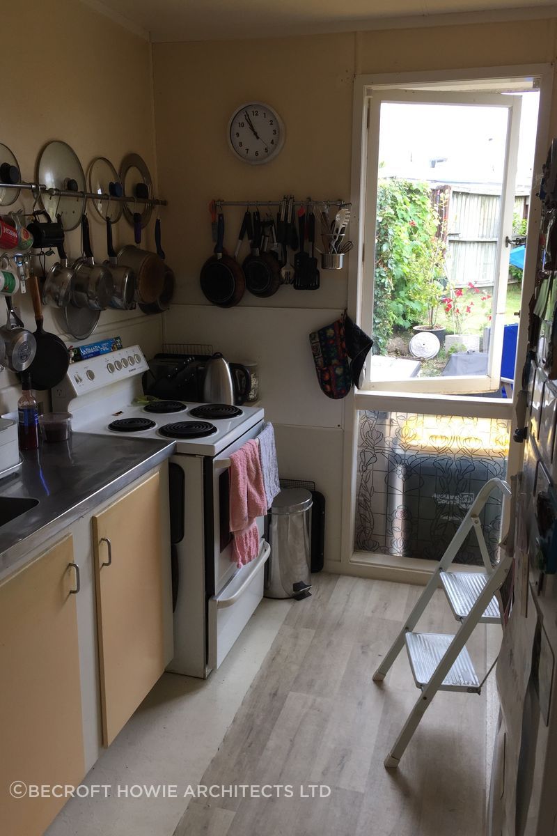 before-kitchen-v2.JPG
