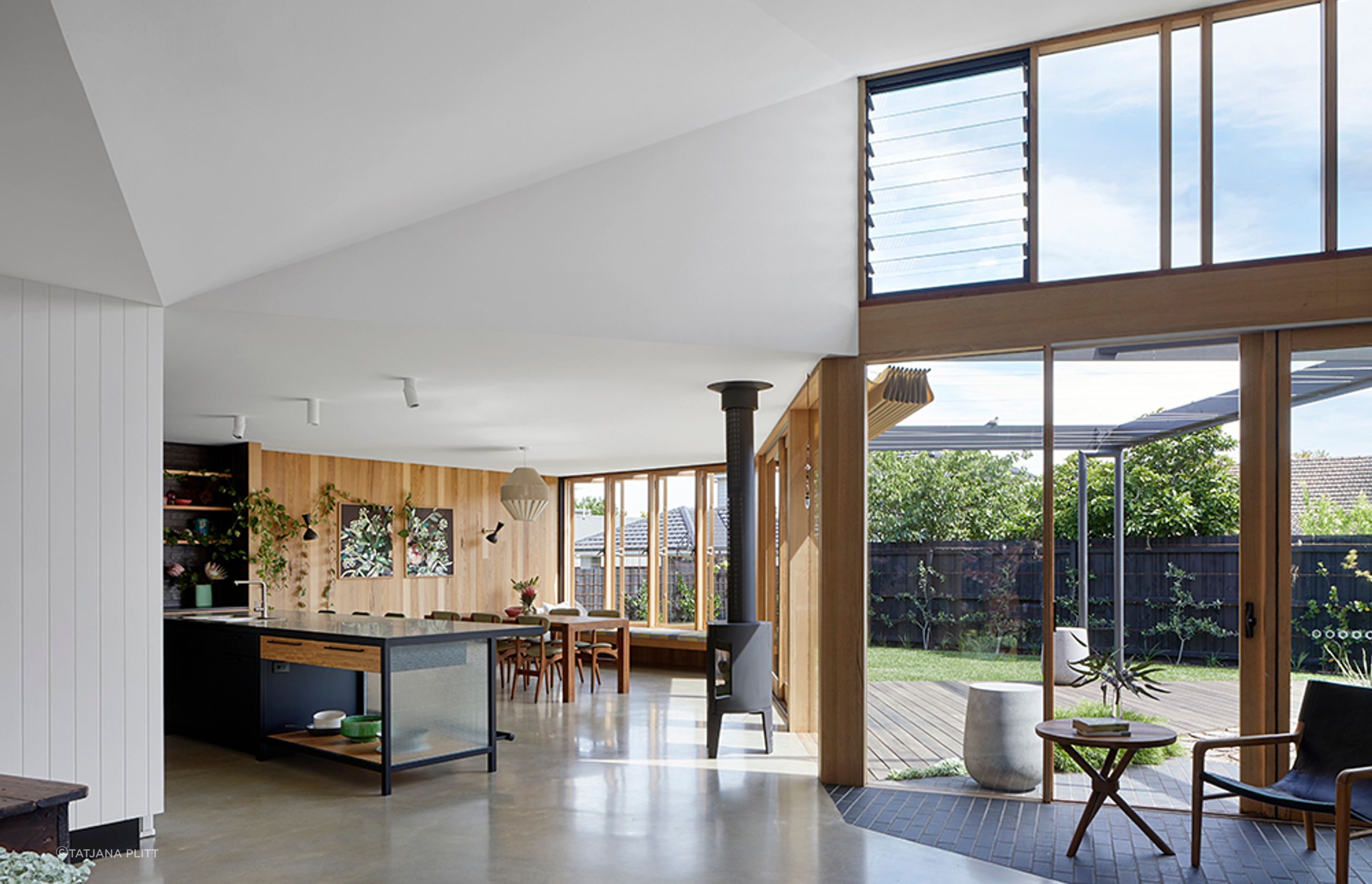 Bent Annexe