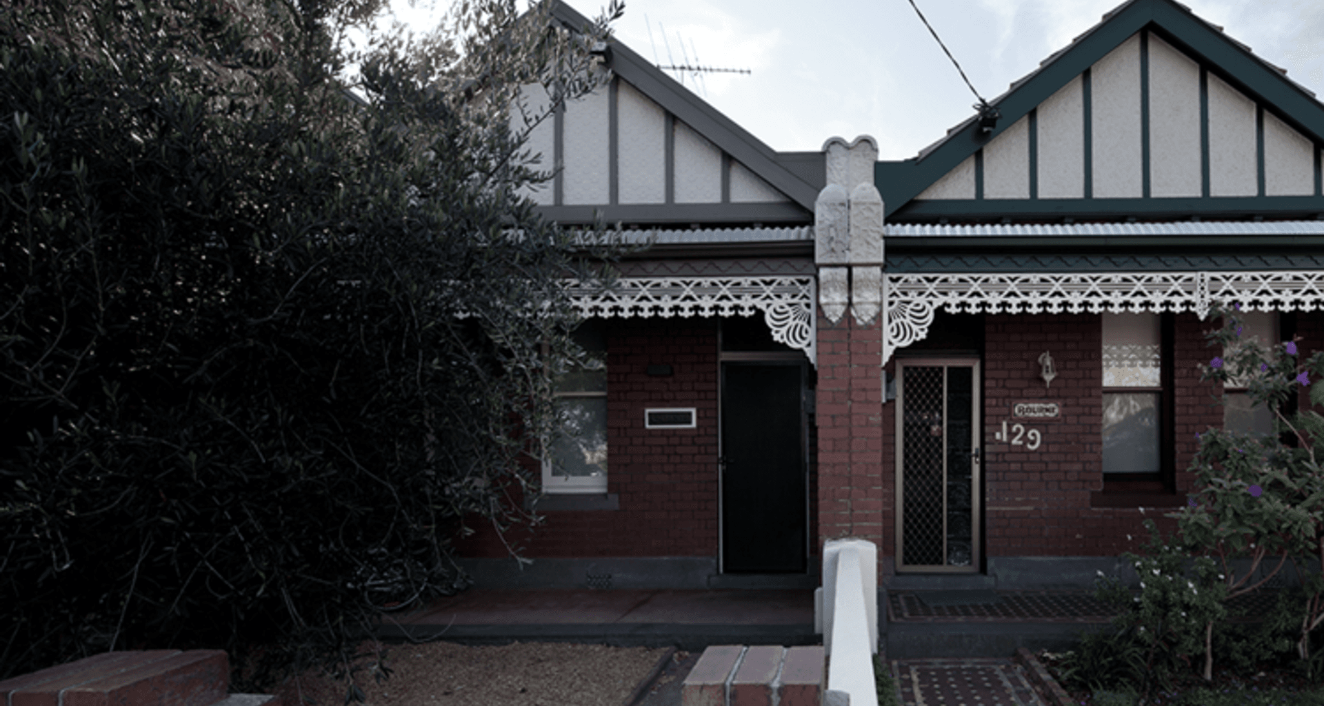 Bent Gable banner
