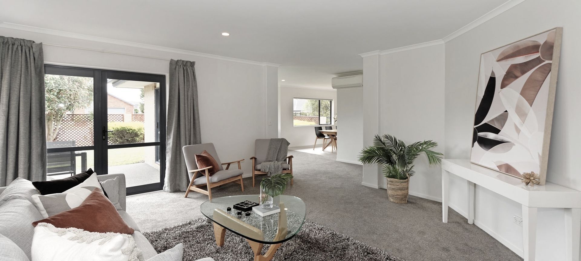 Travis Country Burwood Renovation banner
