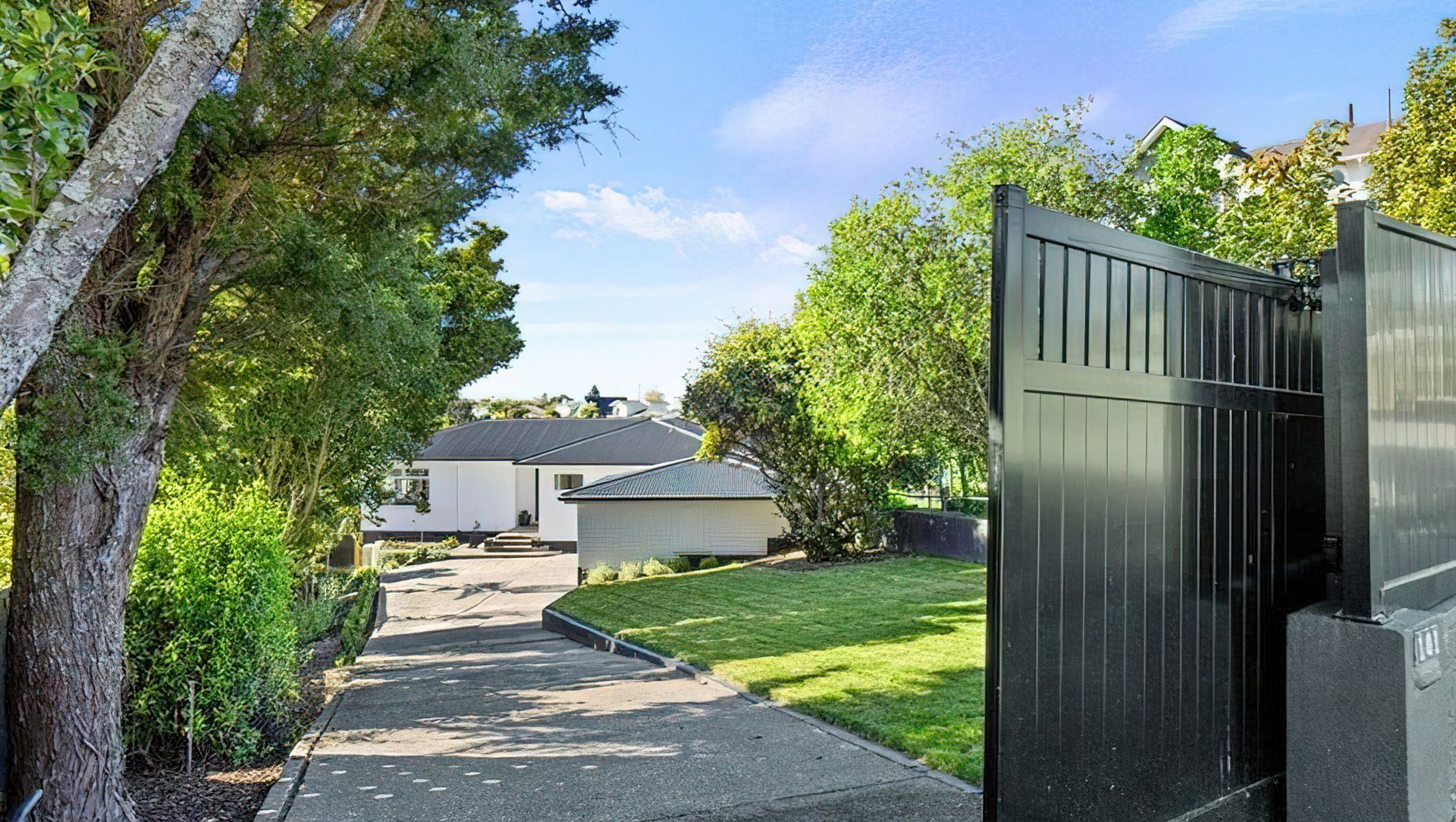 Full House Renovation, Pool and Landscaping banner