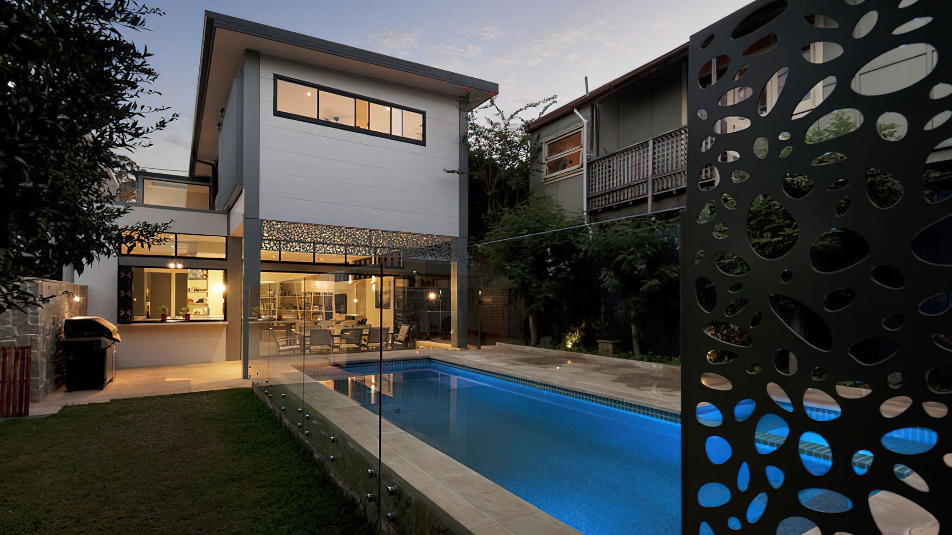 Rear Addition / Rozelle banner