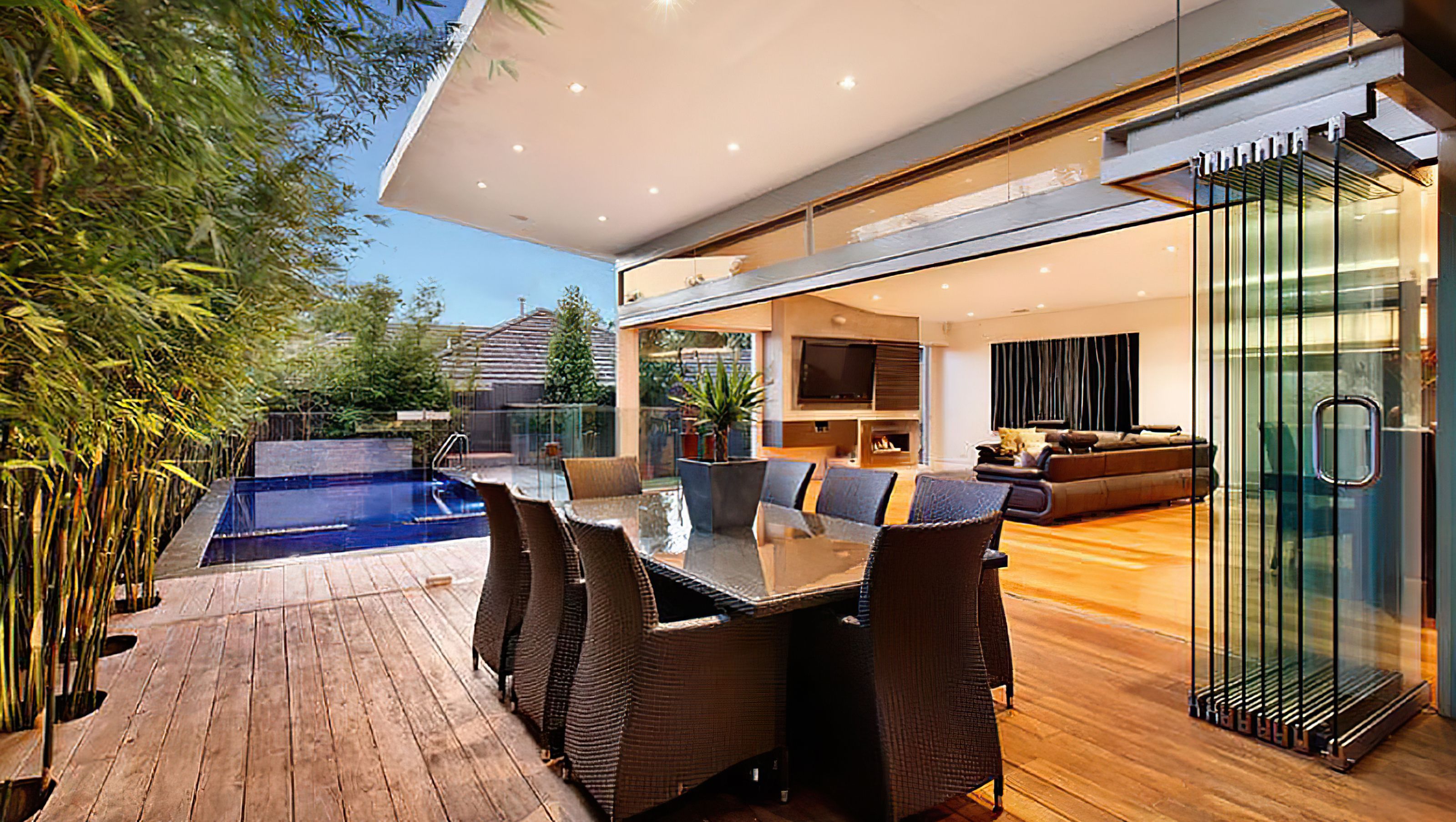 Surrey Hills Extension
