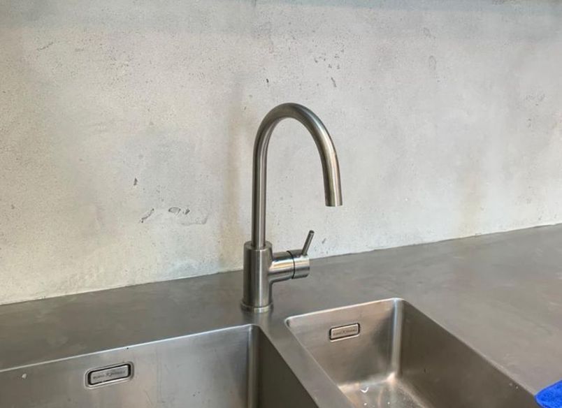 Concrete-look Polished Plaster - Kitchen Splashback