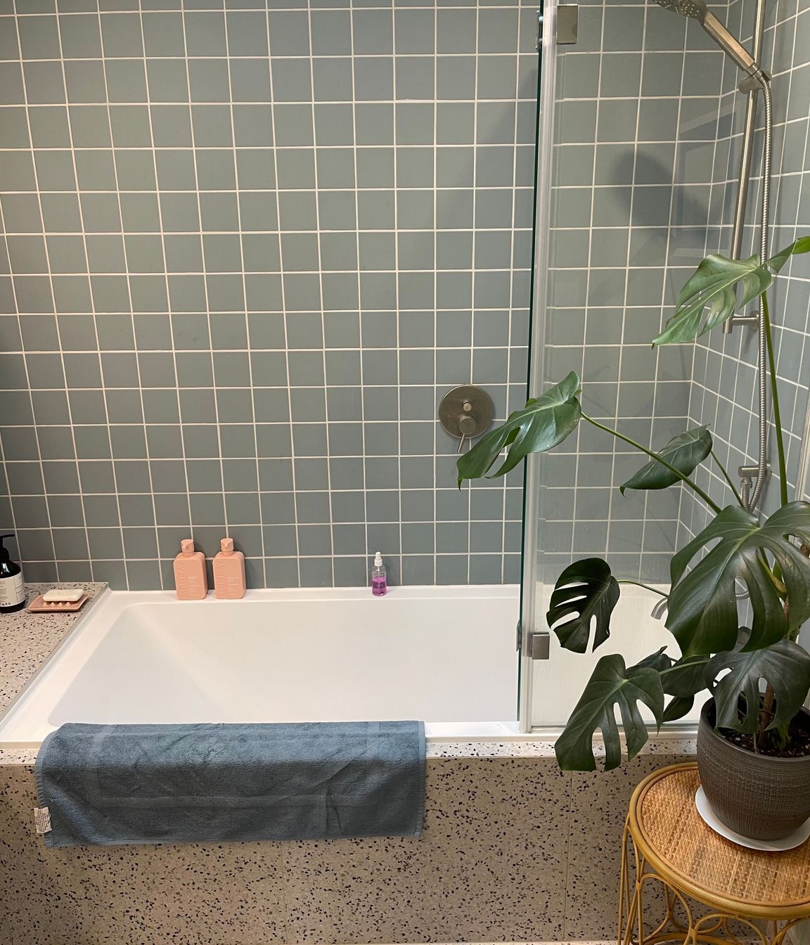 childrens-bathroom.jpeg