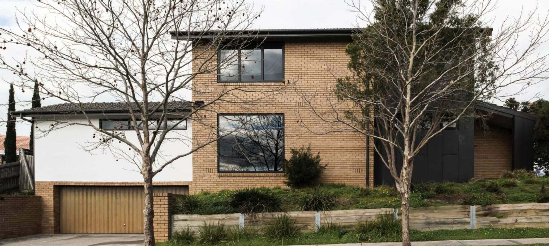 Lyrebird House - DONCASTER banner