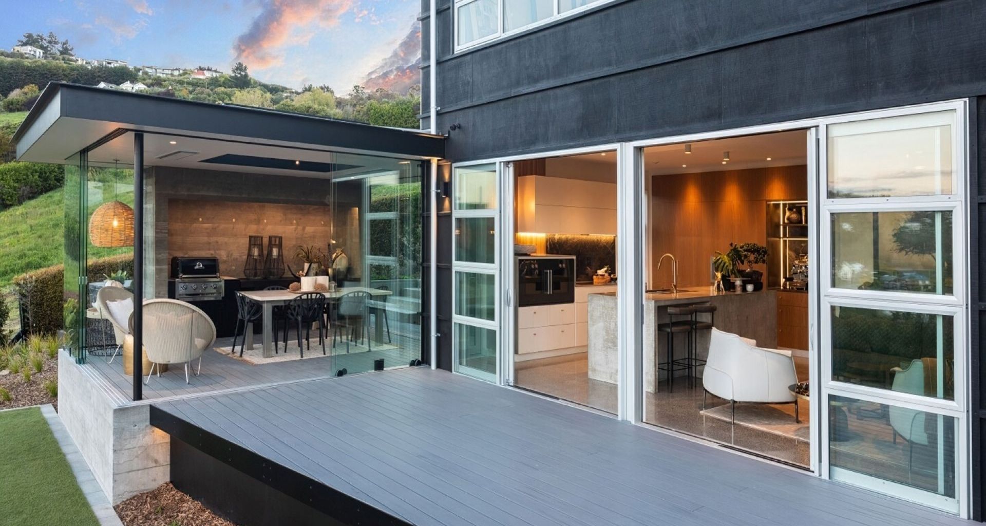 Show Home banner