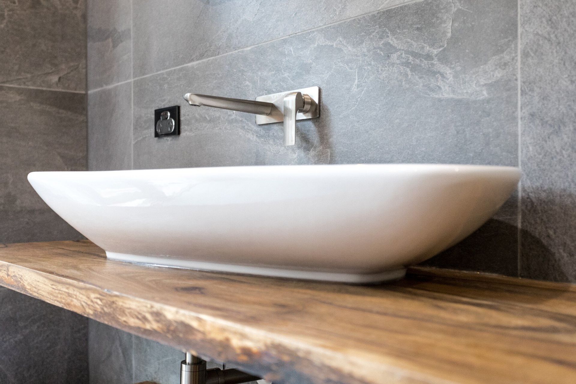 DEEPDENE - Terry St | Bathroom Renovation