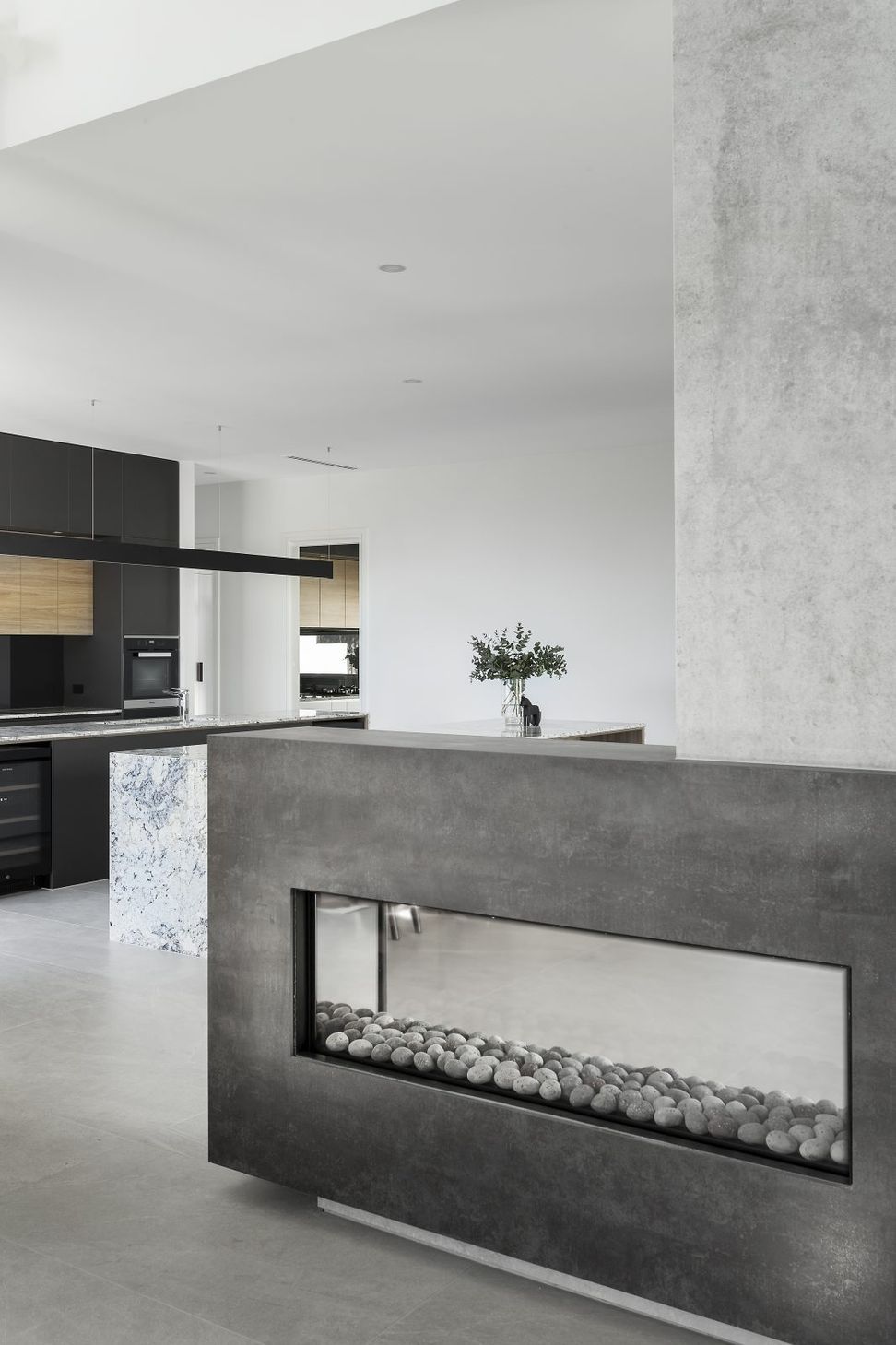 R + B Residence