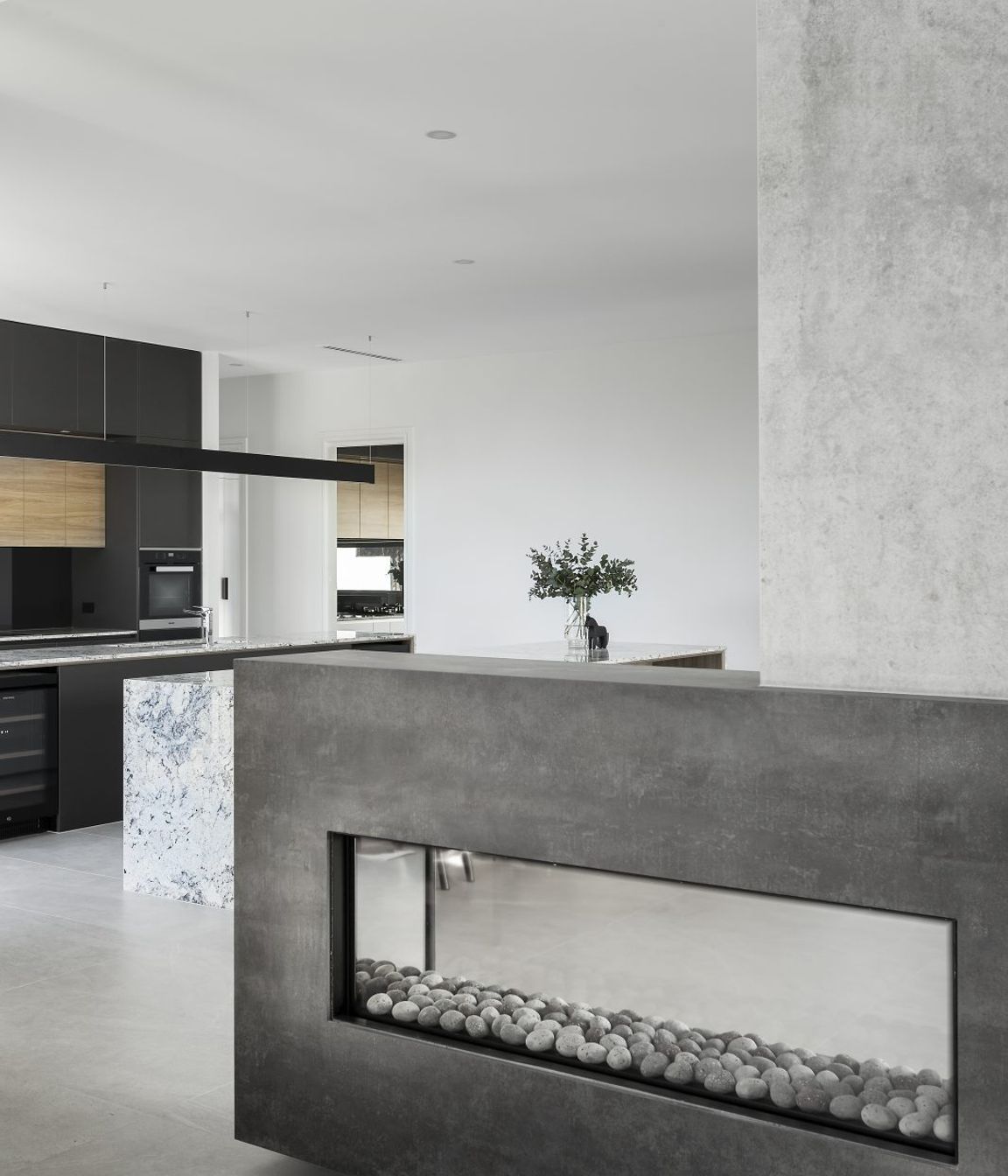 R + B Residence