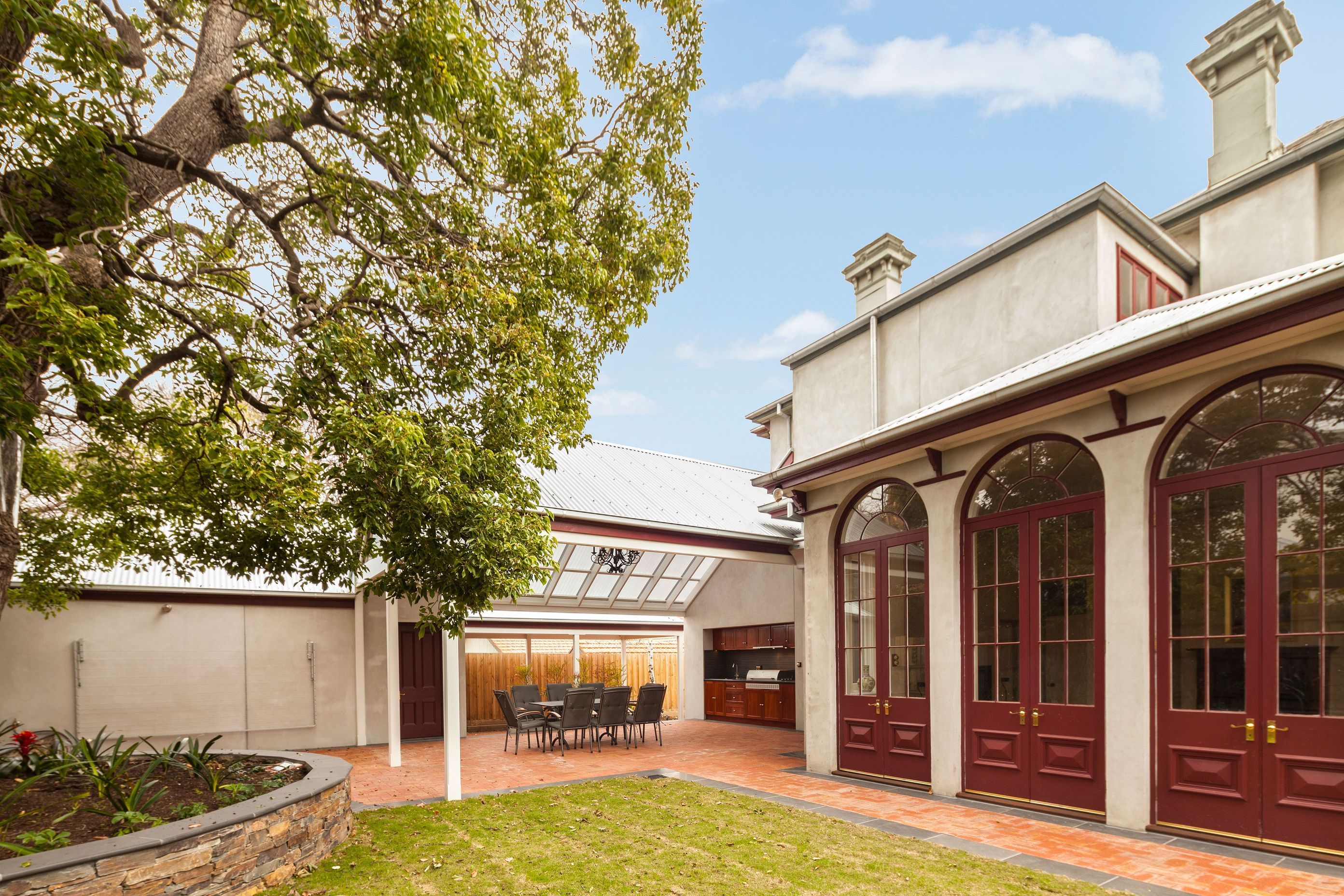 Victorian Reno