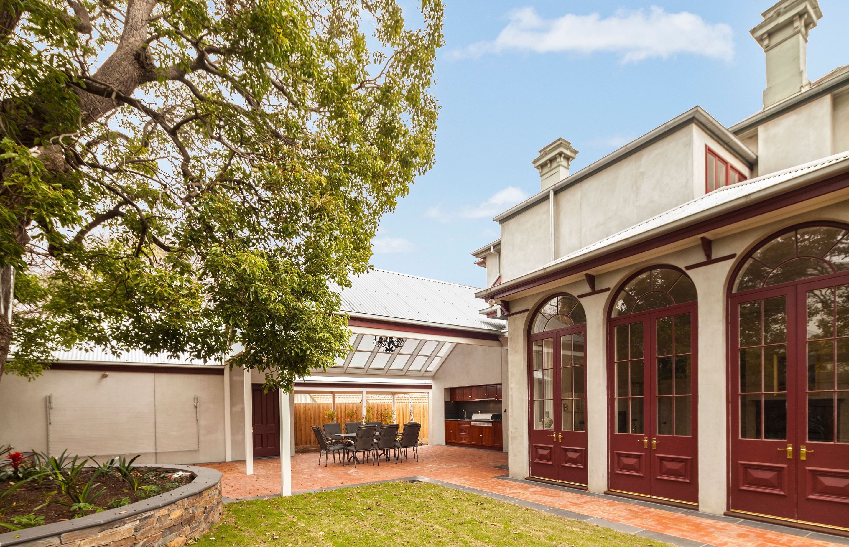 Victorian Reno