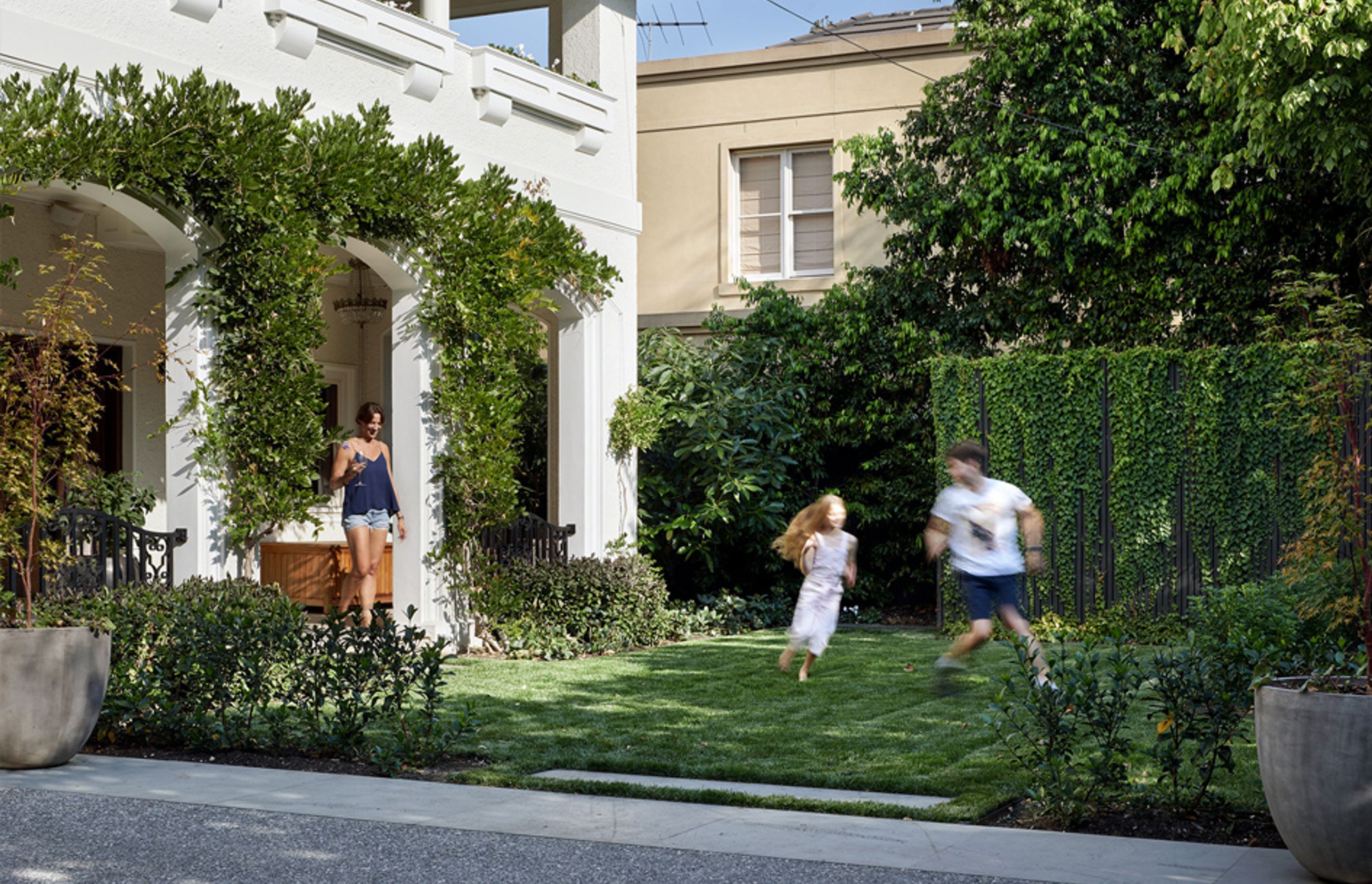 Deco Residence
