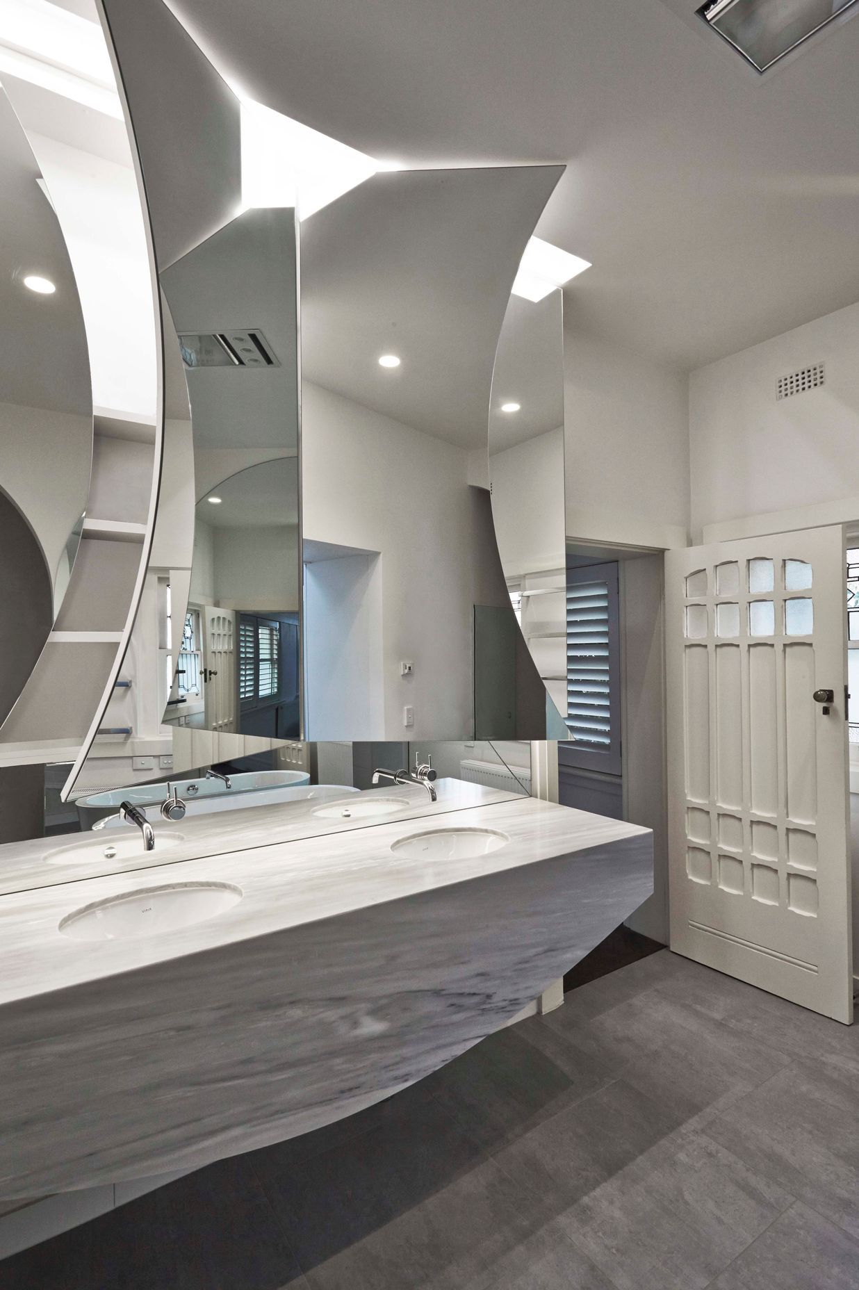 Deco Residence