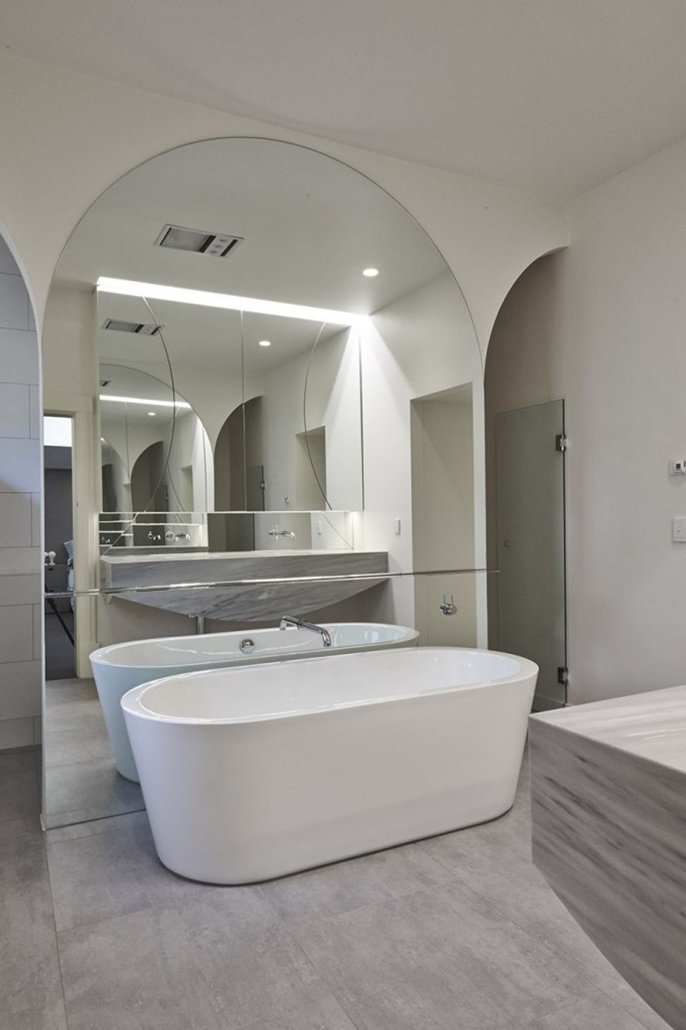 Deco Residence