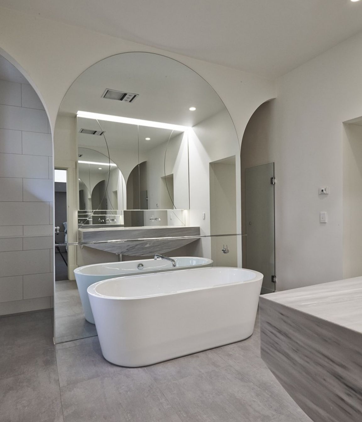 Deco Residence