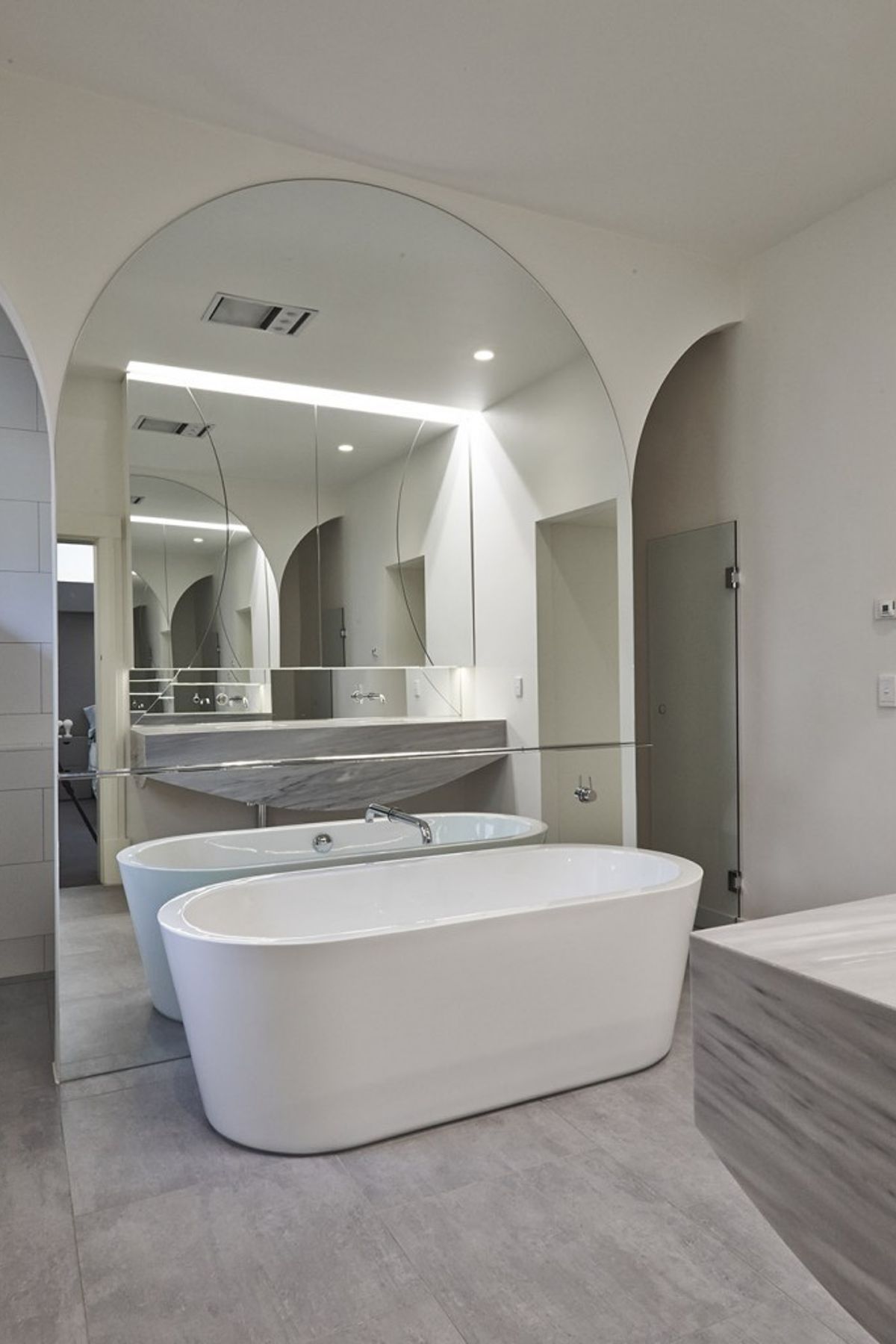 Deco Residence