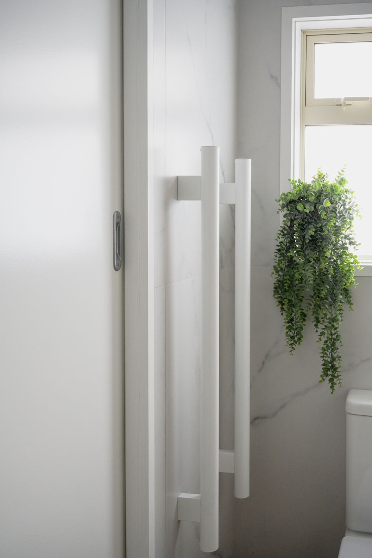 feature-details-bathroom-interior-designer.jpg