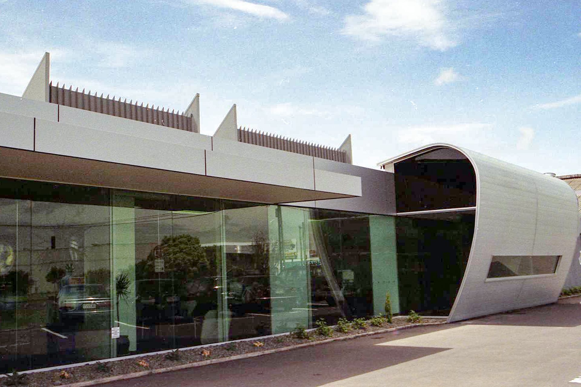 Rosebank Road, Avondale