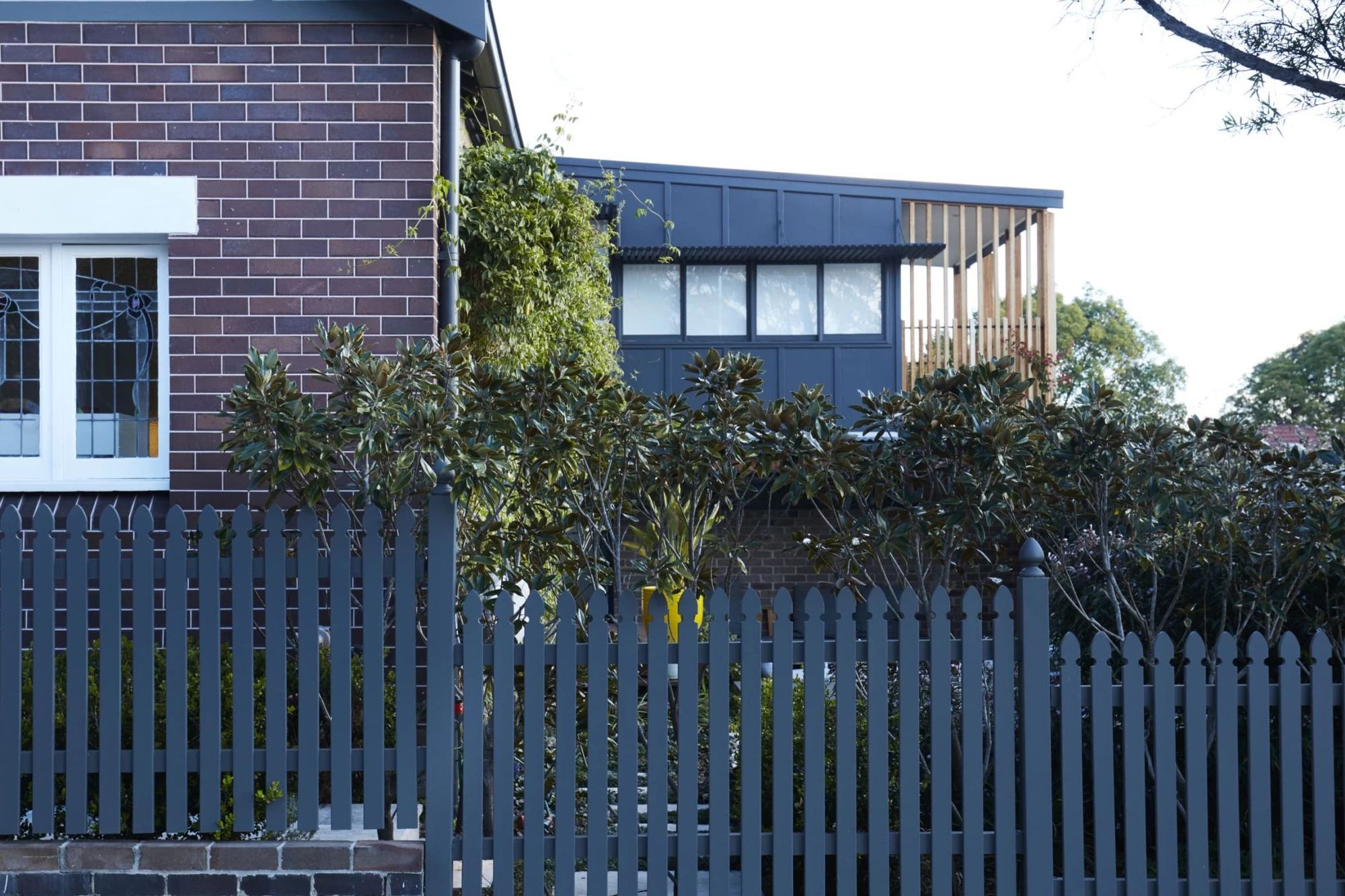 Annandale House