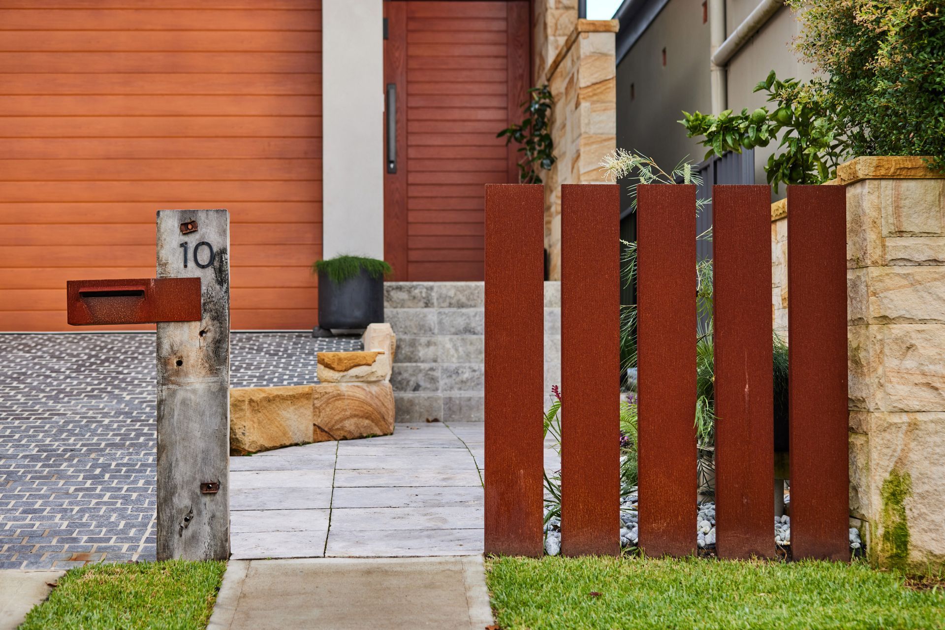 Paton Street, Kingsford