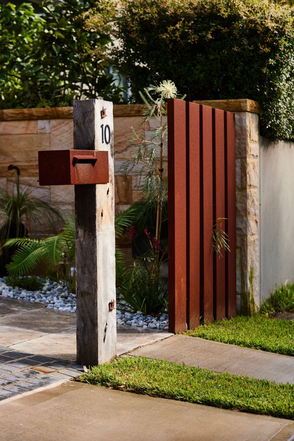 Paton Street, Kingsford