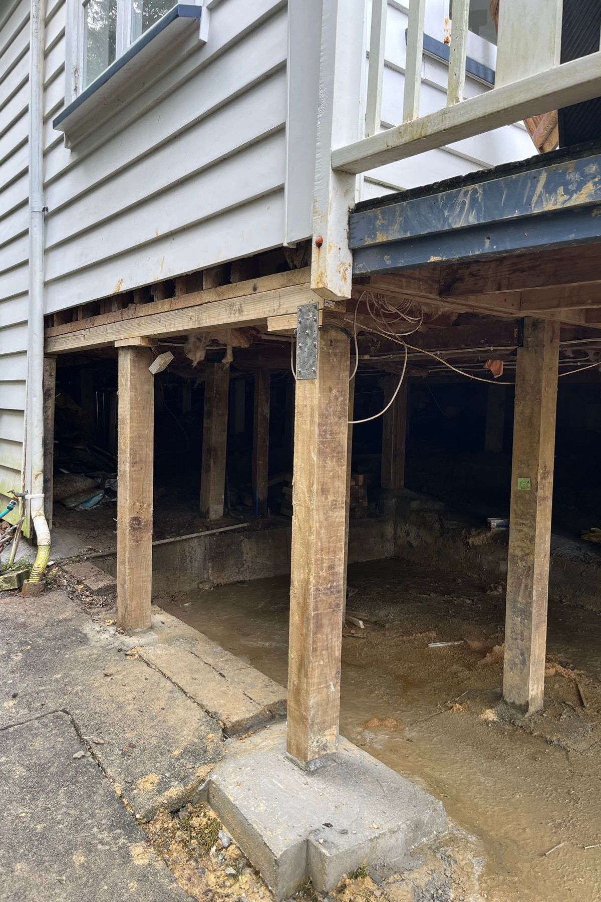 house-leveling-contractor-near-me.JPEG