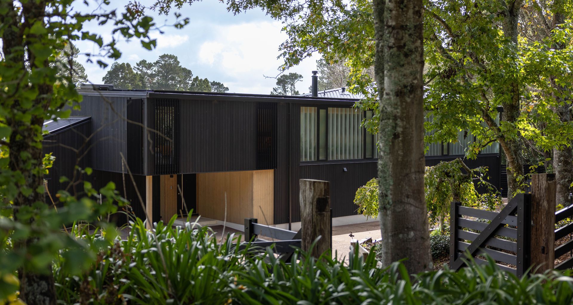Kauri house banner