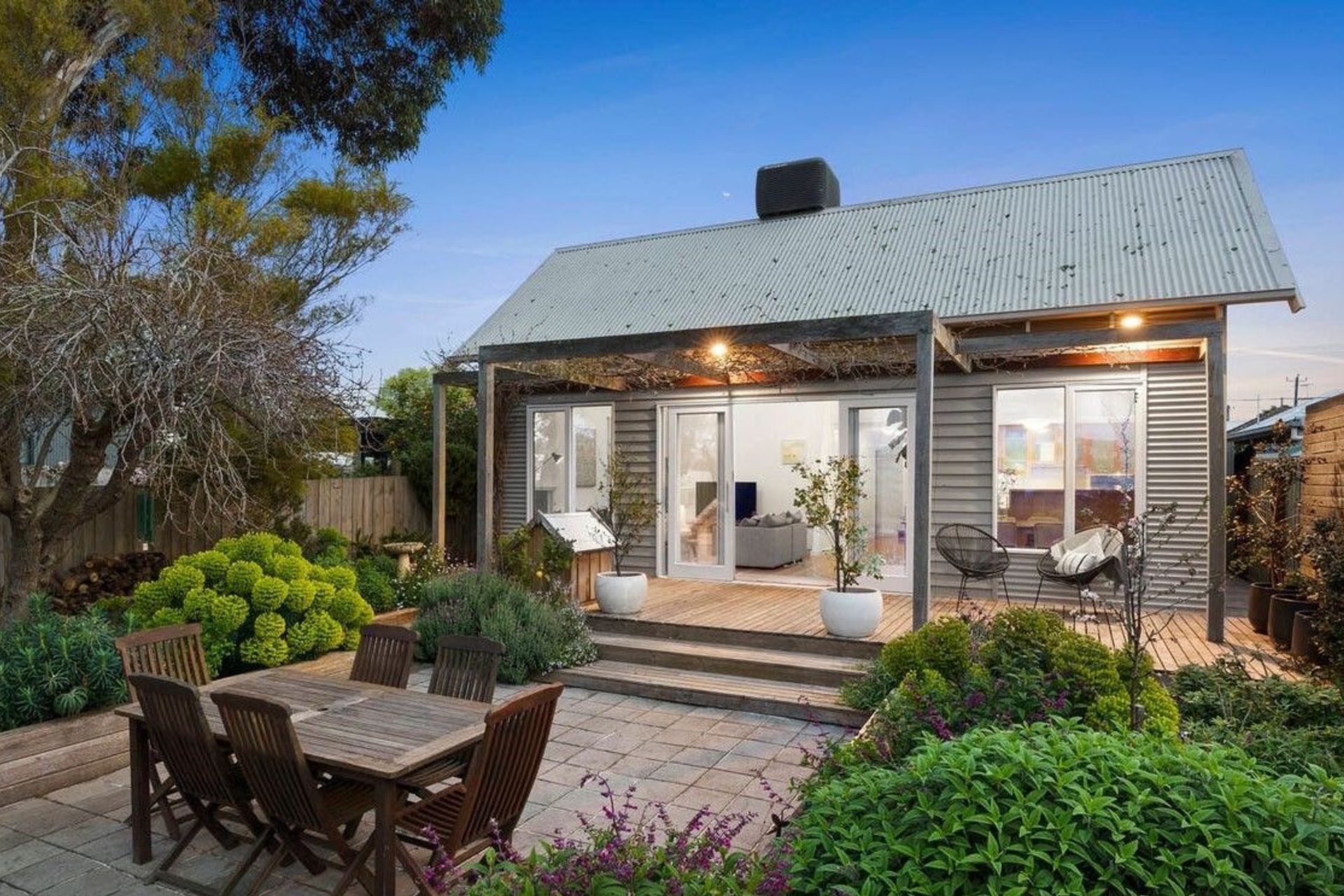 ^^ Geelong West Residence 1