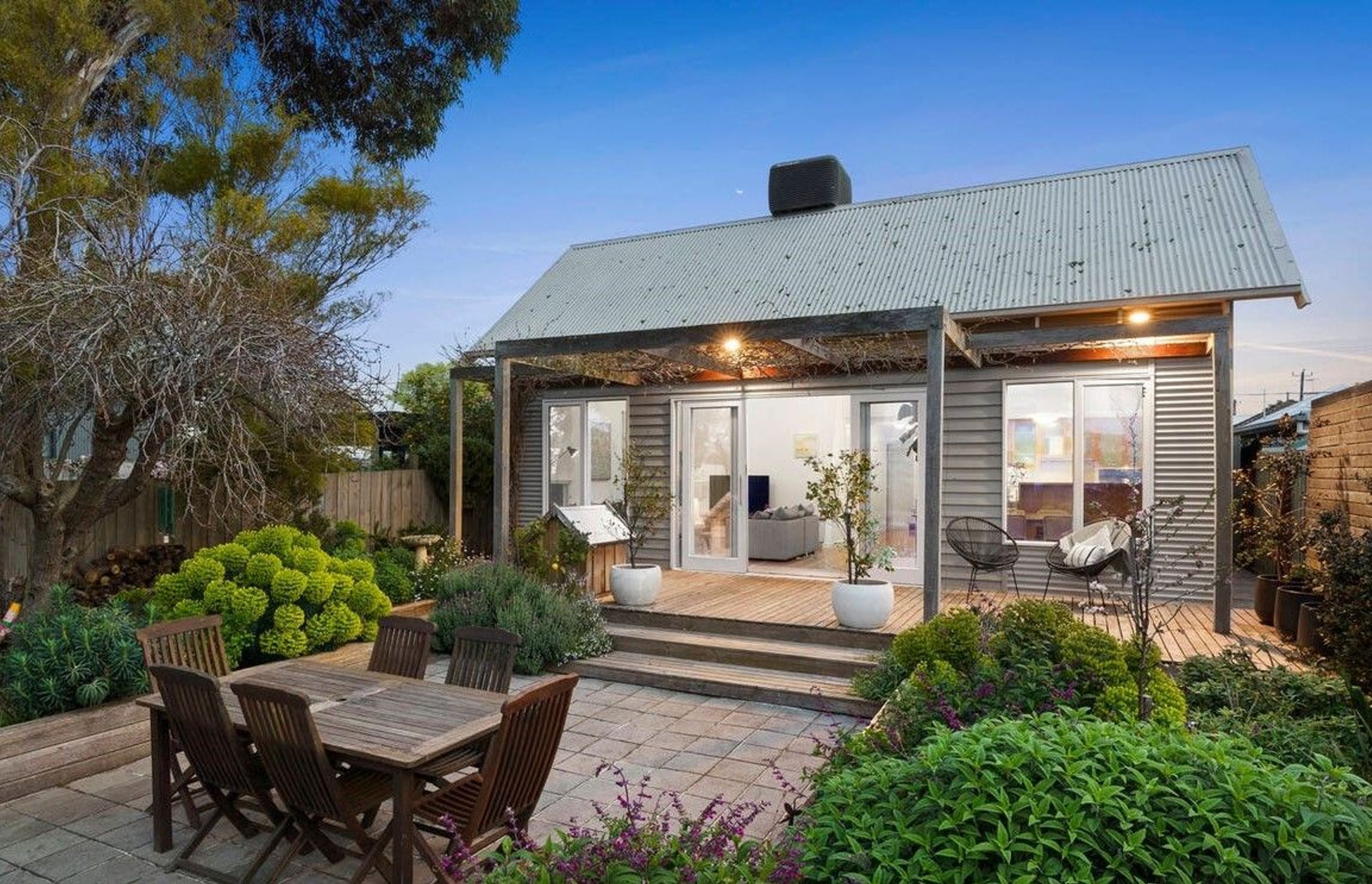 ^^ Geelong West Residence 1