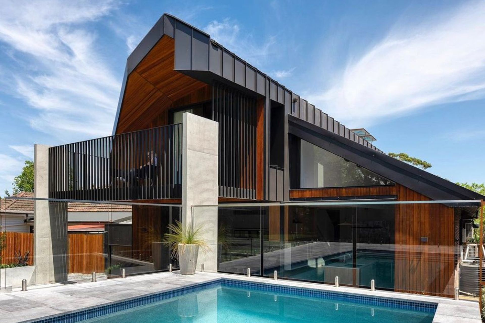 PRINCES ST – HUNTERS HILL