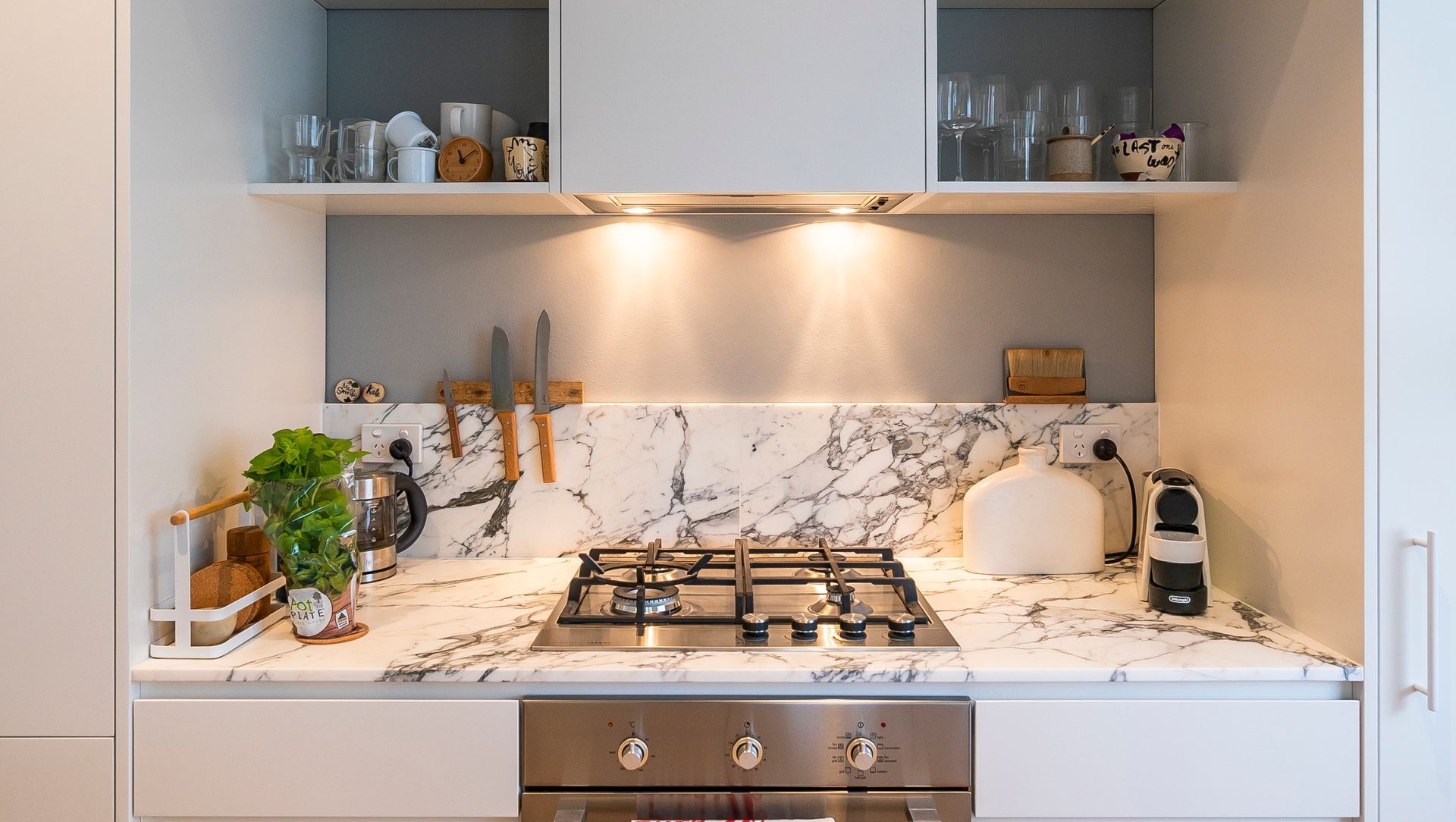 Bellevue Hill banner