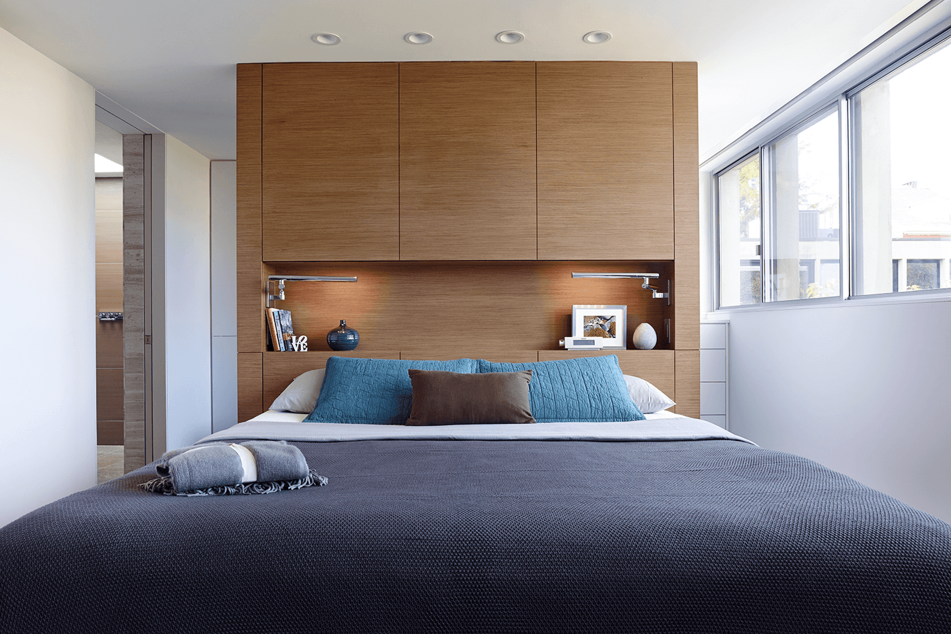 kYd-Society-Hill-Town-House-II-12.png