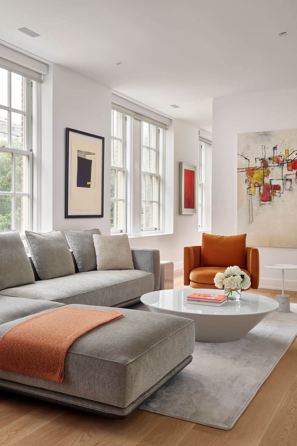 kYd-washington-square-condo-01-sq.jpg