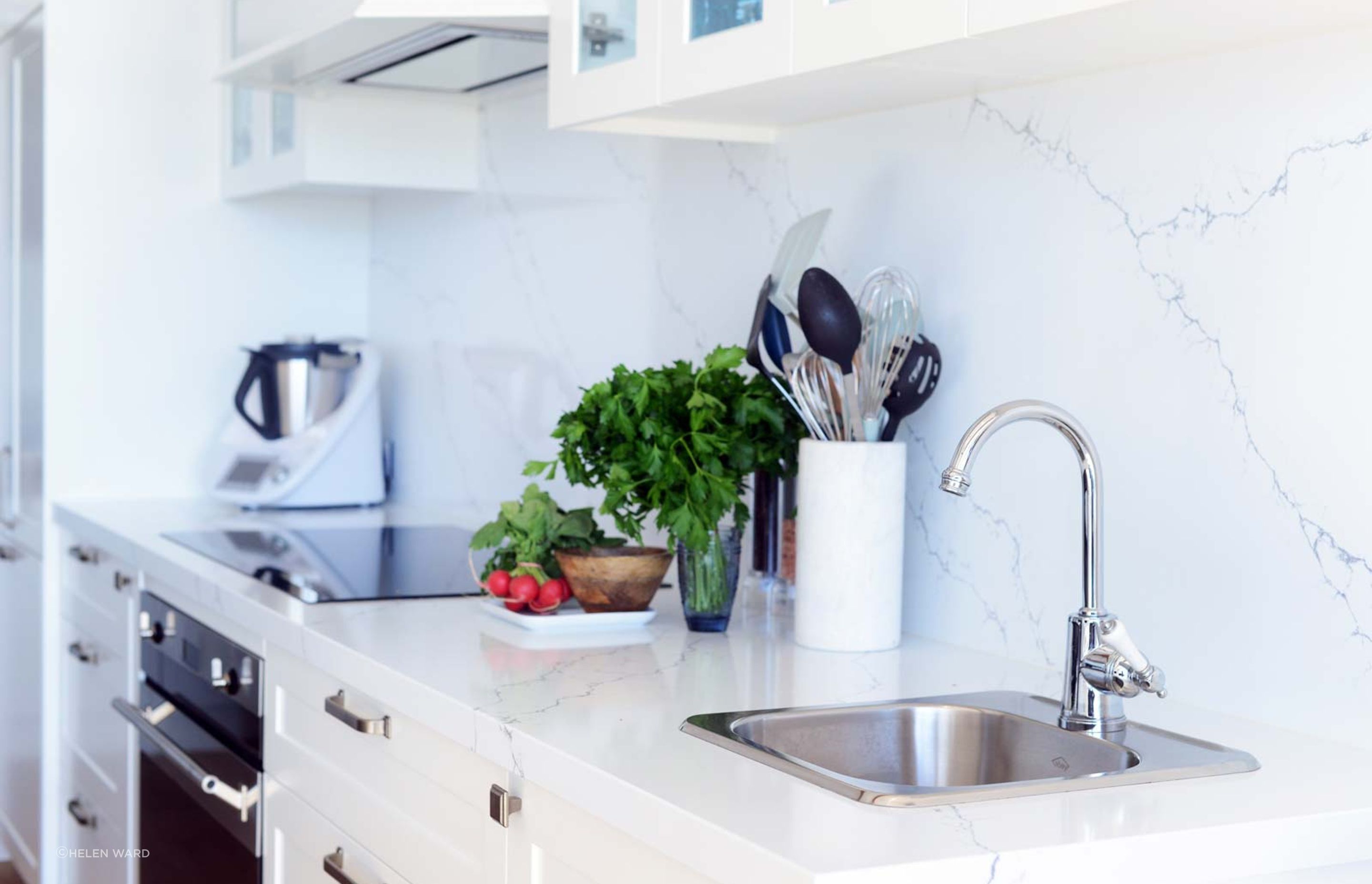 kitchen-design-palm-beach-fisher-paykel-dulux-polyurethane-quantum-quartz-miele-smeg-blanco-blum-66.jpg