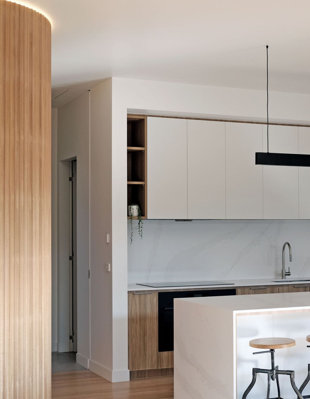 kitchen-view-from-curve.jpg