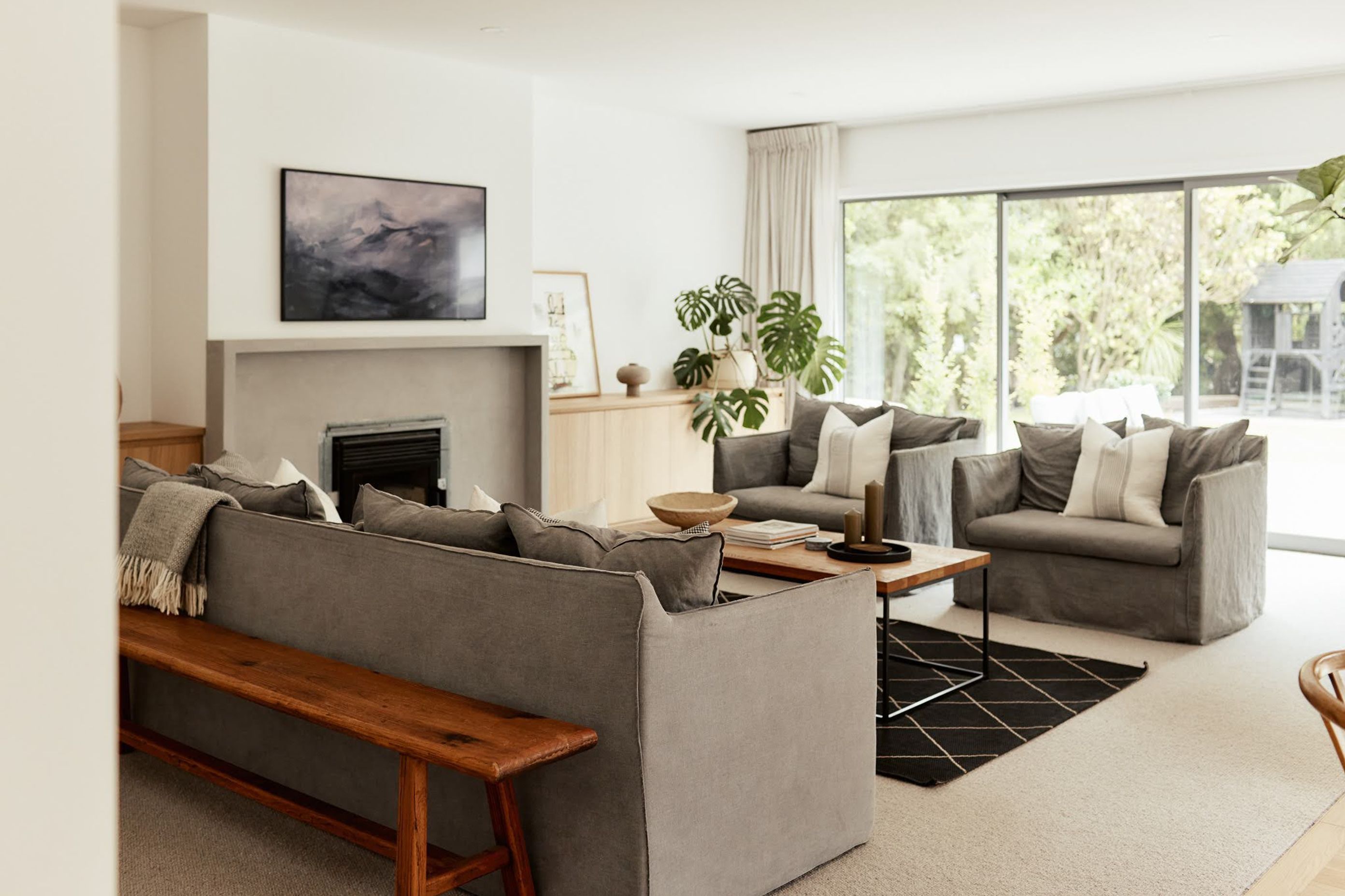 lounge-2-1-v2.jpg